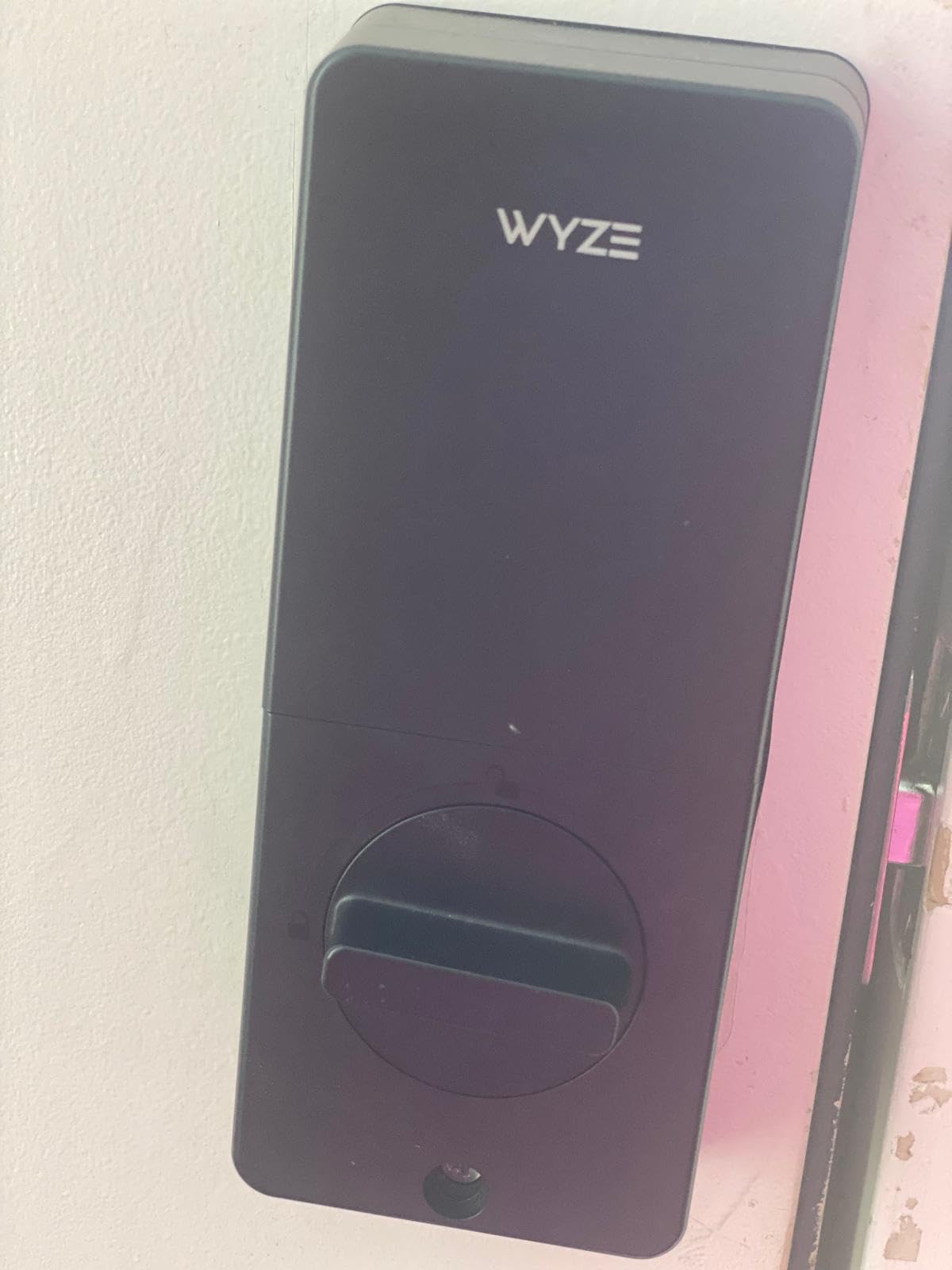 Wyze Auto-Lock Bolt v2 Smart Lock with Fingerprint Keyless Entry customer photo 1