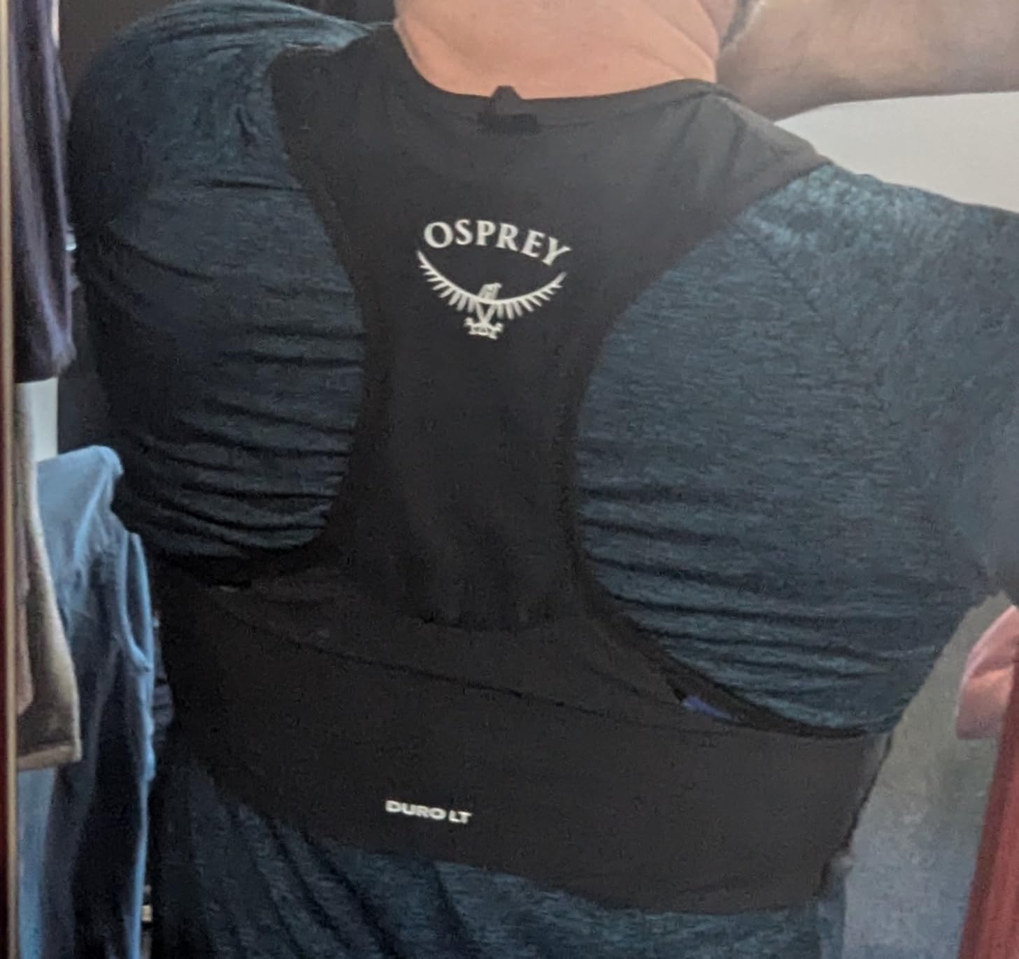 Osprey Duro LT Men's Running Hydration Vest with Hydraulics Soft Flasks customer photo 1