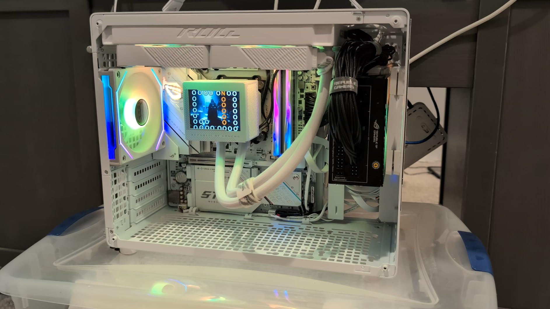 ASUS ROG Strix B850-G Gaming WiFi AMD AM5 B850 mATX Motherboard customer photo 2