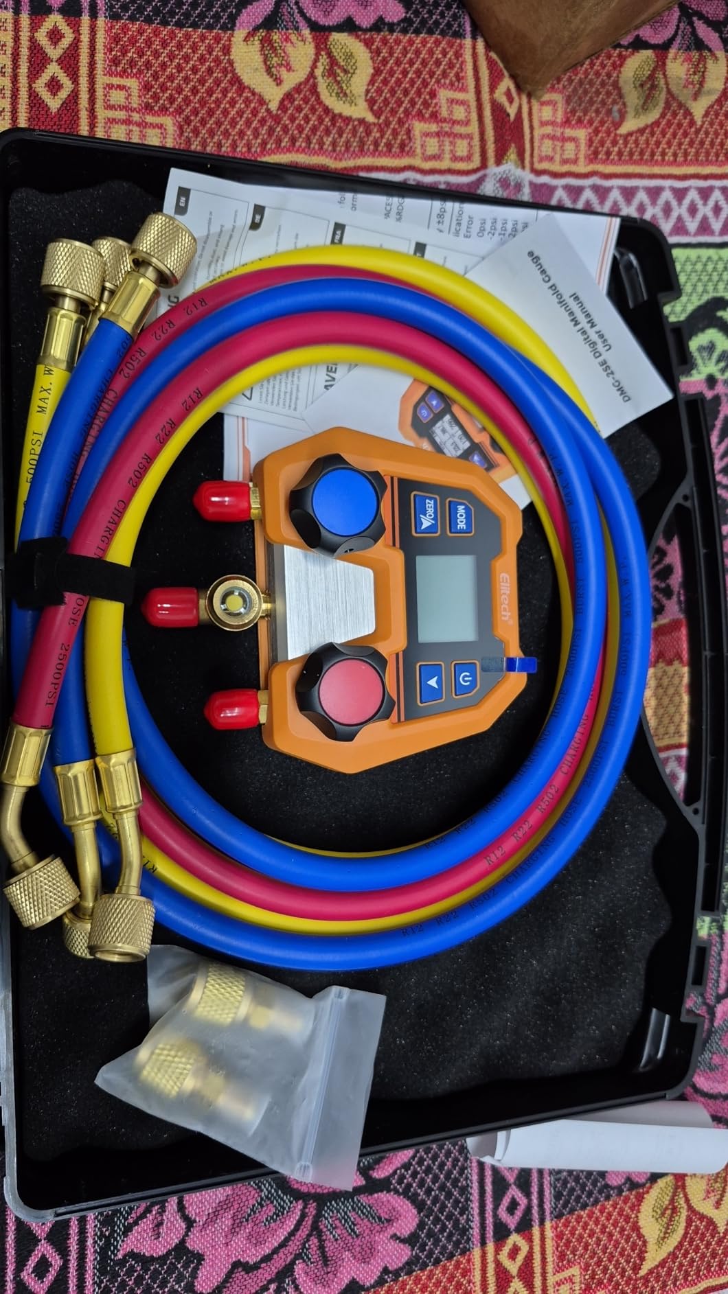 Elitech HVAC Digital Manifold Gauge Set DMG-2SE with Hoses & R410A Adapters | 88 Refrigerants, ±1% FS Accuracy, P/T Calculation, Evap & Cond Temp, HVAC/R & Automotive AC Applications customer photo 2