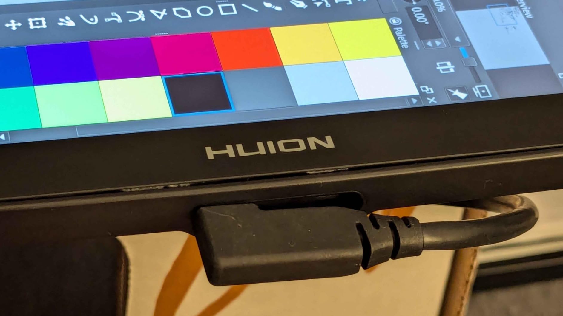 HUION Kamvas Pro 16 V2 Drawing Tablet with Screen, 16384 Levels Pen, 15.6 | Battery-Free PenTech 4.0, Full Lamination Canvas Glass 2.0, Smart Touch Bar and 6 Keys, Works with PC, Mac and Linux customer photo 1
