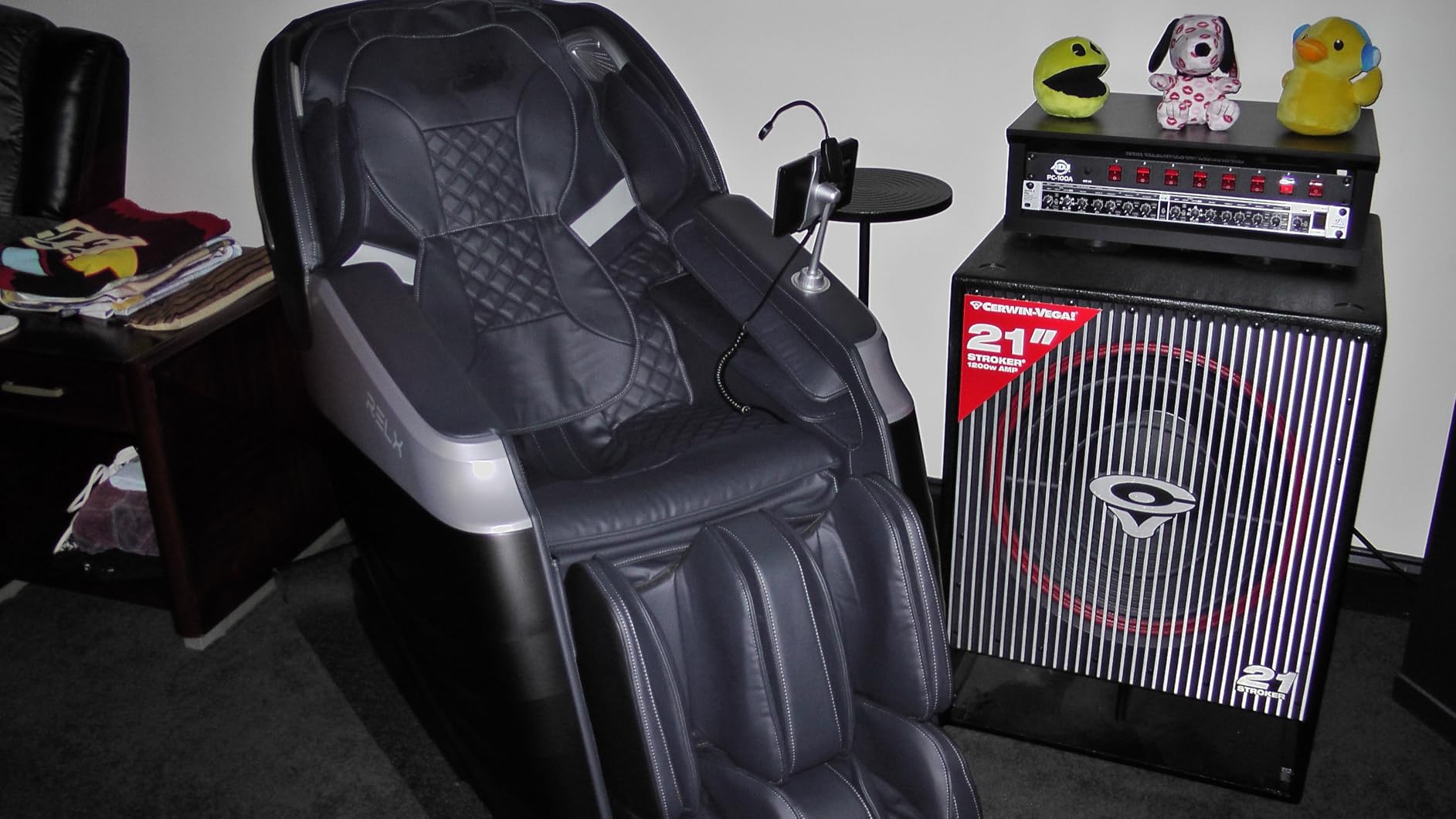 RELX Massage Chair Full Body with Body Scan, Zero Gravity, SL-Track, Cream | 20 Modes Shiatsu Massage Chair Built-in Heat System, Airbag Massage with Deep Yoga Stretch, Calfrest Extension and AI Control (Cream) customer photo 1