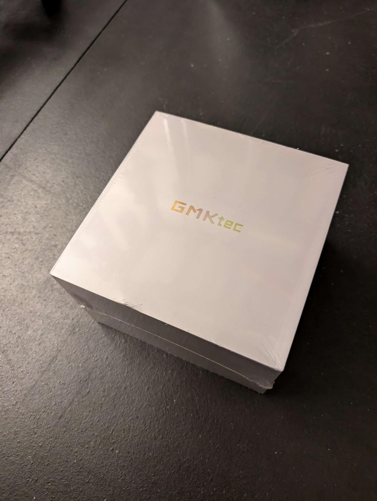 GMKtec K12 Gaming Mini PC AMD Ryzen 7 H 255 (Max 4.9GHz) 32GB DDR5 1TB SSD | Radeon 780M Mini Computer With OCuLink, USB4, Quad 4K Outputs, HDMI 2.1, DP 1.4, Dual 2.5GbE, WiFi 6E, BT 5.2 customer photo 1