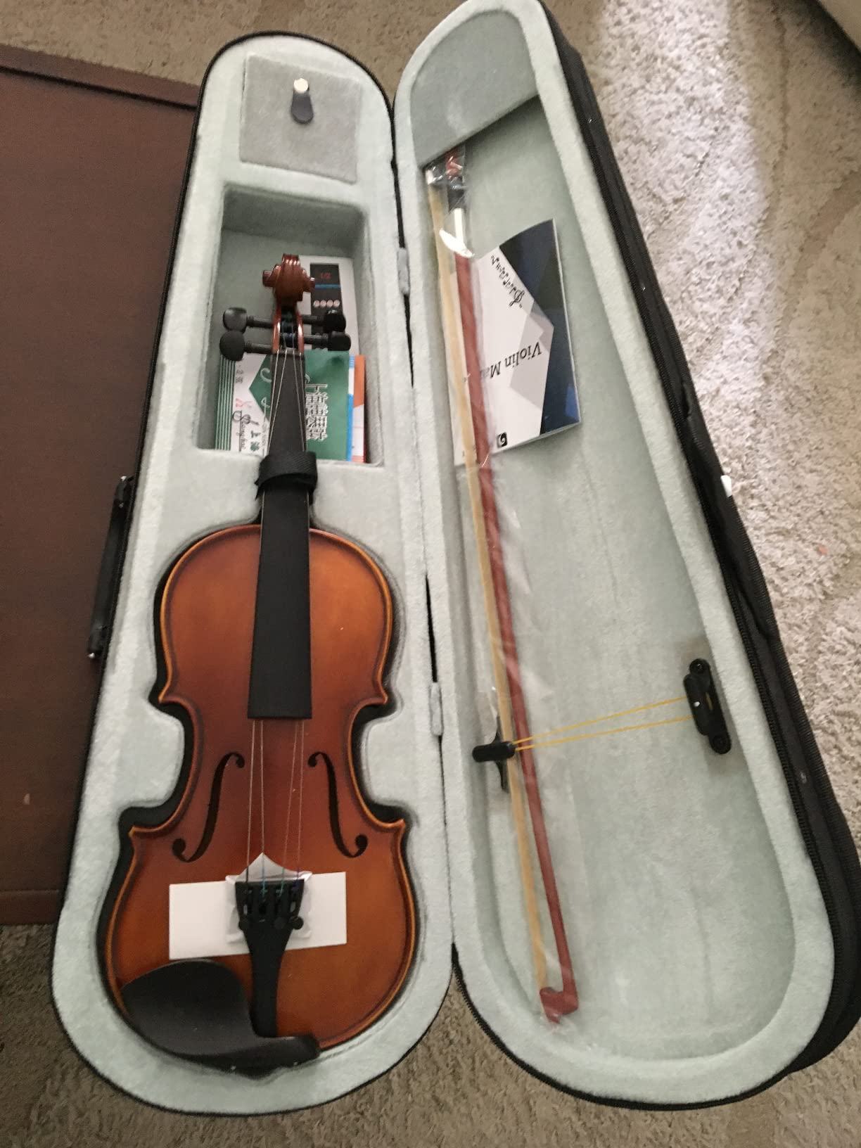 Vangoa Violin 4/4 Full Size Set, Handcrafted Entry Level Acoustic Violin Set with Lightweight Hard Case, Suitable for Beginners, Teens, 12+, Adults, Right Handed Players customer photo 2