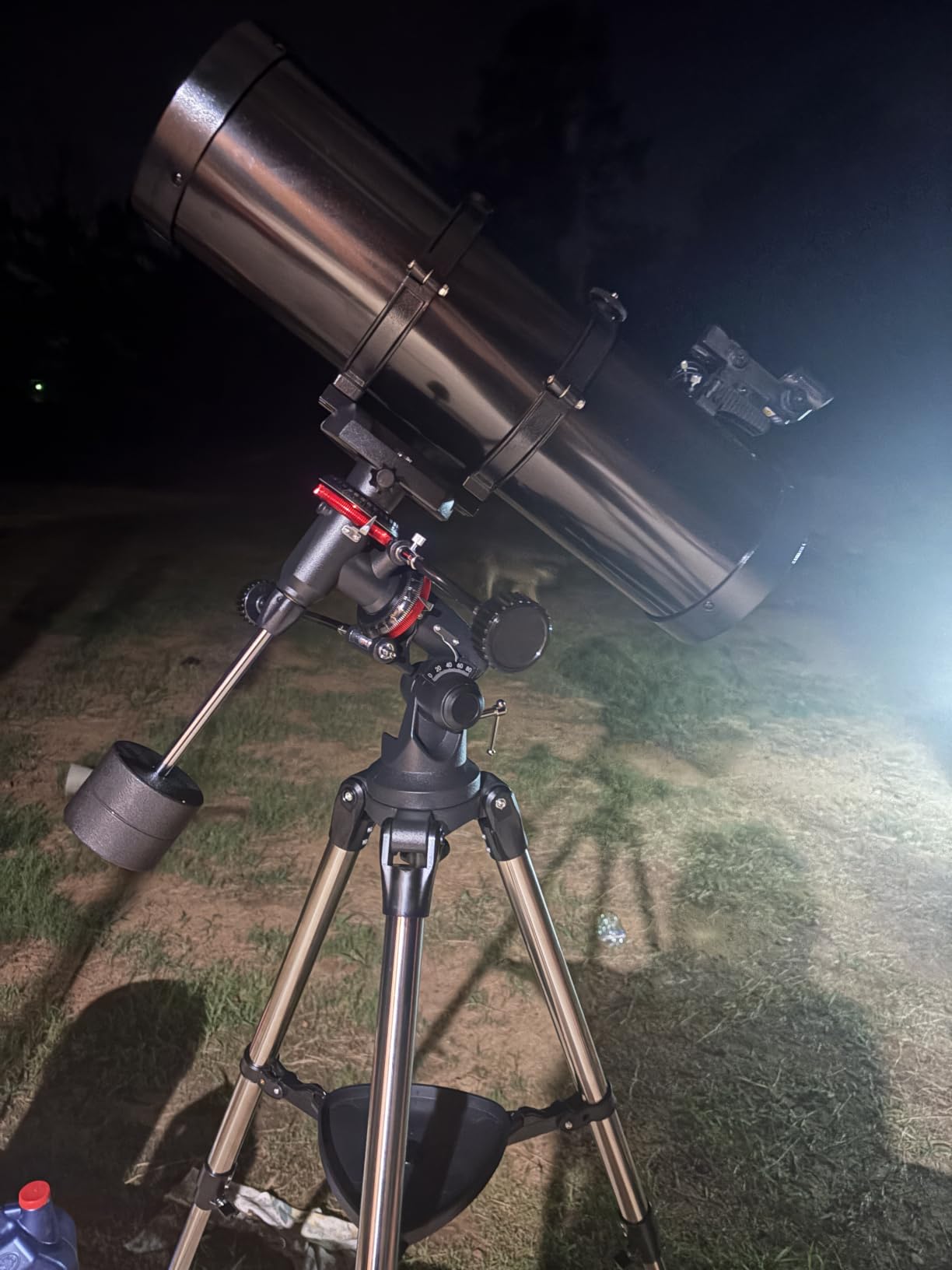 MEEZAA Telescope, 150EQ Newtonian Reflector Telescope for Adults Astronomy Beginners, Professional Astronomical Telescopes with Equatorial Mount, Tripod, Phone Adapter, Moon Filter and Large Carry Bag customer photo 1