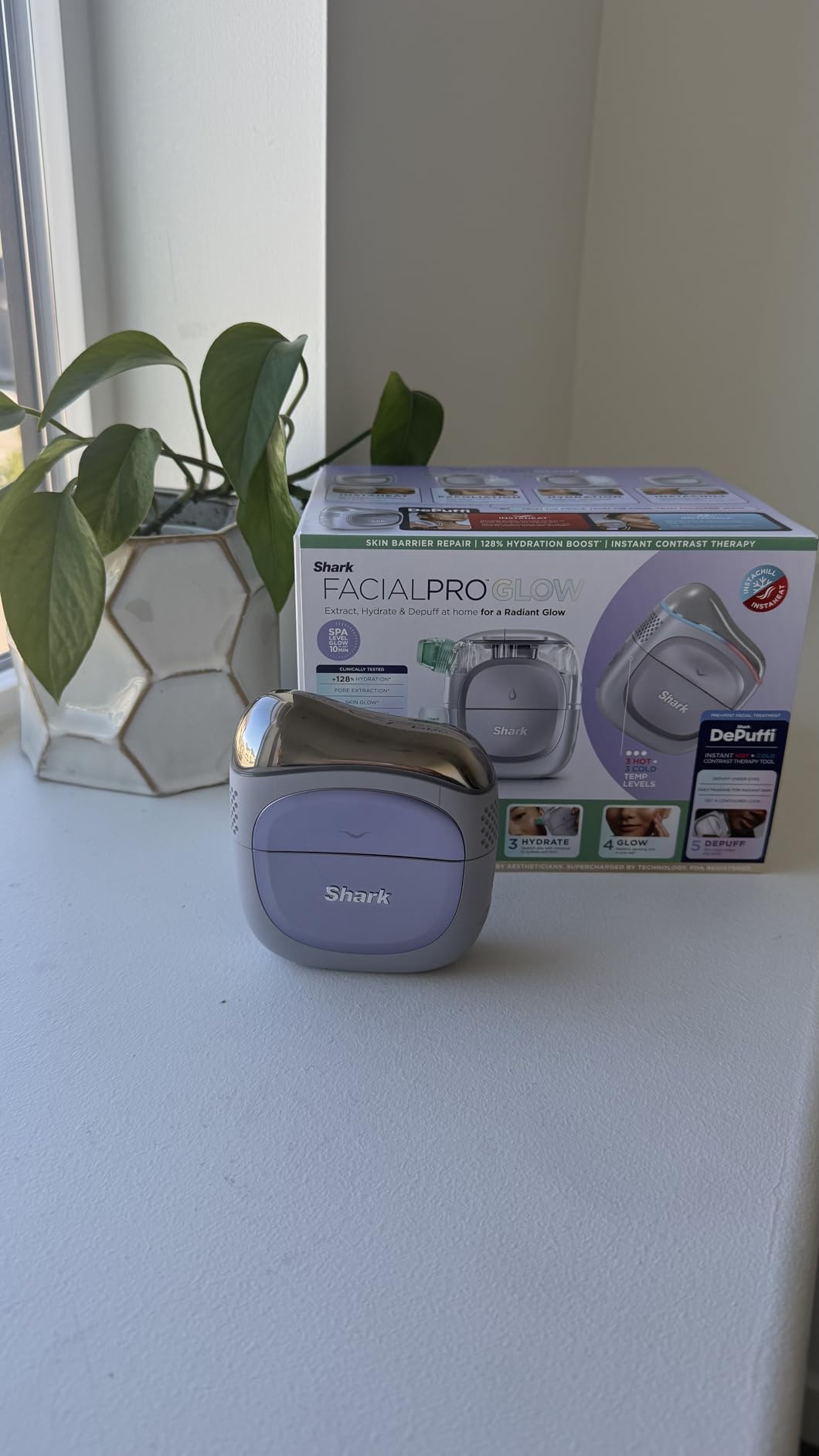 Shark FacialPro Glow + DePuffi 2-in-1 Facial & Contrast Therapy, FH320PL | Hydro-Powered Facial System + DePuffi Hot & Cold Therapy, Clinically Tested to Exfoliate, Hydrate & Depuff in 10 Minutes customer photo 1