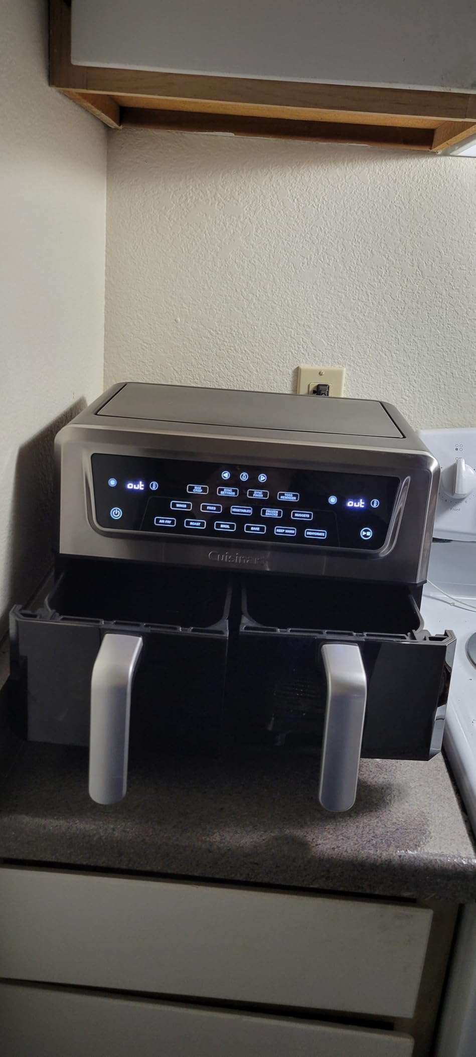 Cuisinart Dual Basket Air Fryer, Two Baskets 11 Qt in Total, 6 Functions: Air Fry, Roast, Bake, Broil, Dehydrate & Keep Warm, Features Sync Finish & Sync Settings, Toss Reminder & Auto-Pause, ADZ-112 customer photo 2