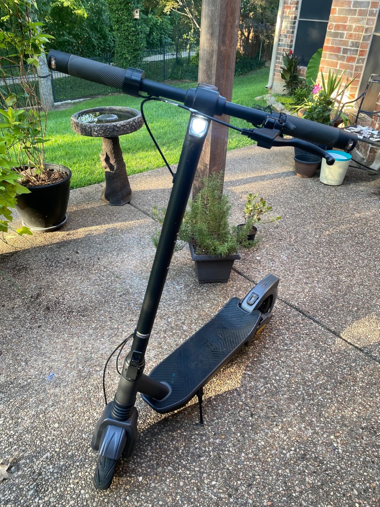 Electric Scooter- Electric Scooter for Adults,1000W Peak,Up to 25MPH,40Miles Range,220-330lb Load,Foldable E-Scooter for Adult Teens with Damping Adjustable Suspensions,Turn Signals customer photo 2