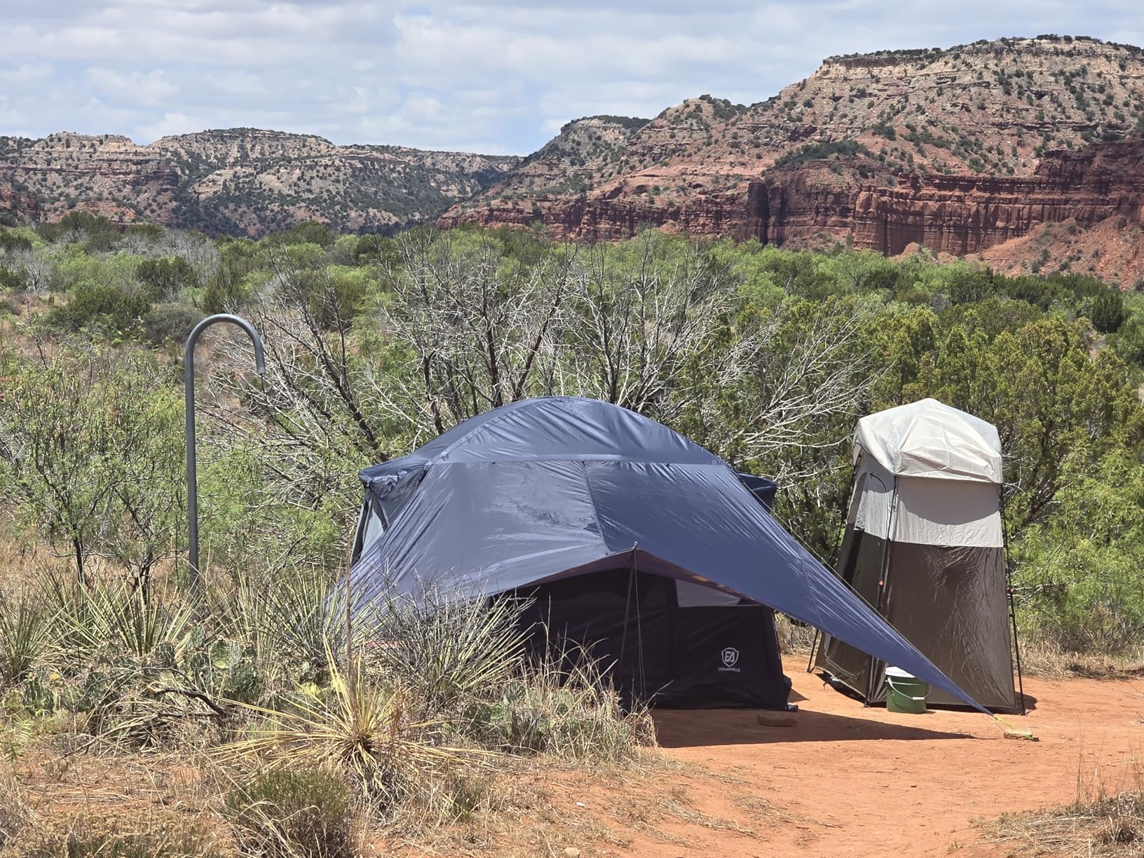 EVER ADVANCED Blackout Design 6 Person Camping Tent with 80 sq.ft Massive Vestibule, Large Mesh Screen Room, 81in Tall Expanded Headroom, Blackout Coating, 4000mm Water-Resistant Compact Orange customer photo 2