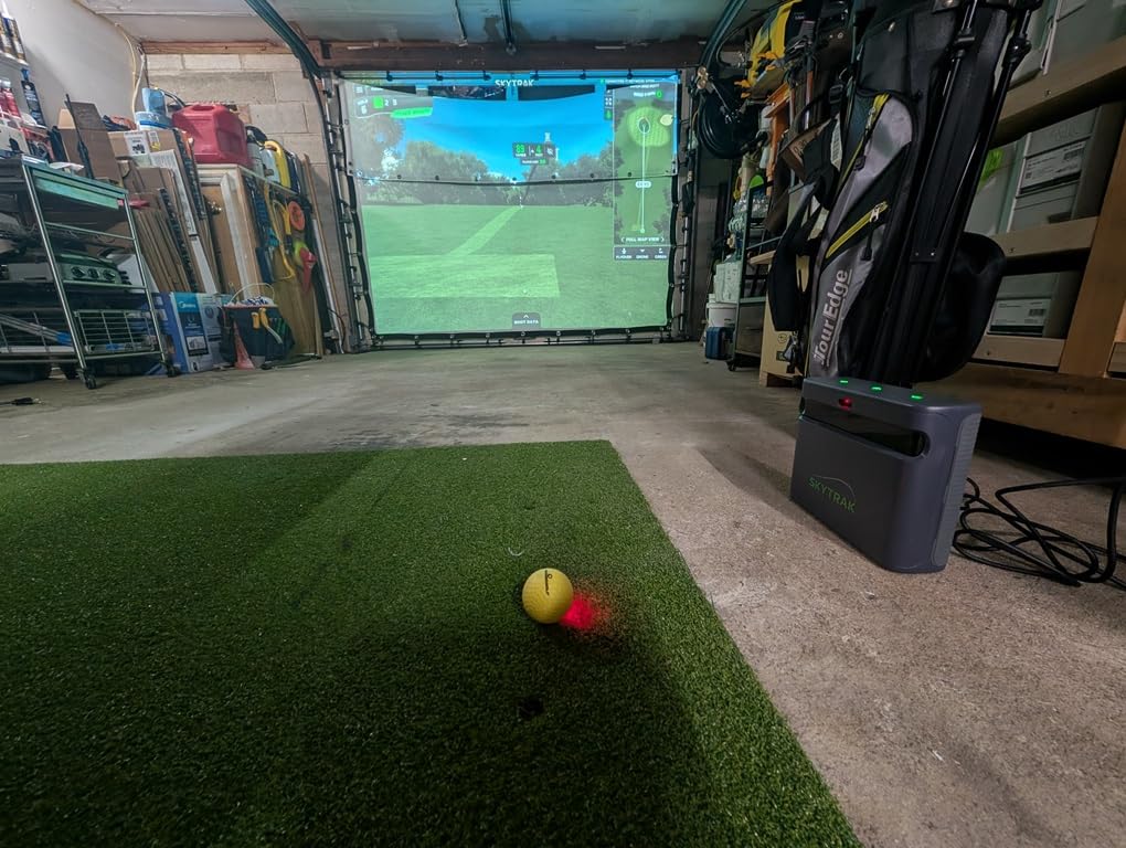 SkyTrak ST MAX Golf Launch Monitor with 1-Year Software Included customer photo 1