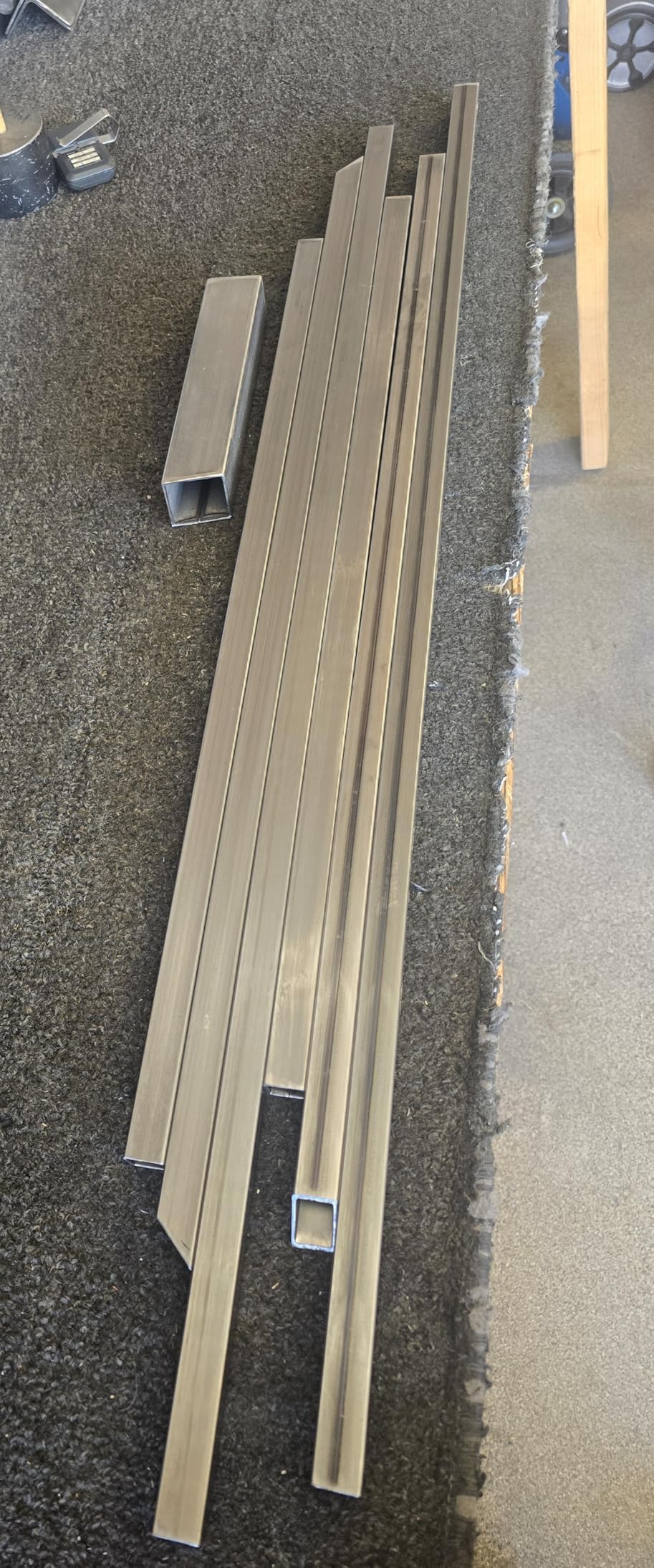 VEVOR Chop Saw, 14-inch Stainless Steel Cold Cut Blade, 3500 W Powerful Brushless Motor, 750-1200 r/min Adjustable Speed, Metal Cutting Chop Saw for Metal Square and Flat Tubes, Steels (240V/60HZ) customer photo 1