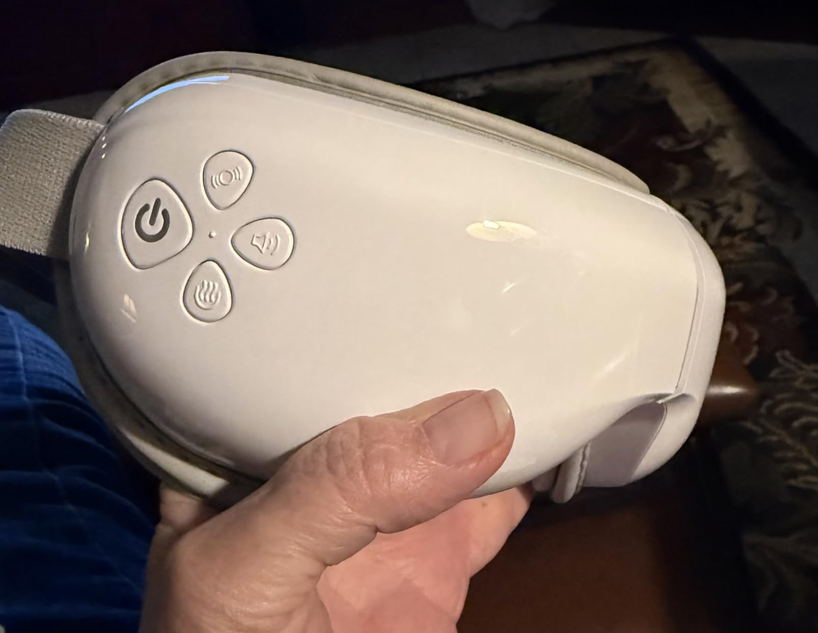 BOB AND BRAD Eye Massager with Heat and Cooling, FSA-HSA Eligible, Heated Eye Massager Mask for Dry Eyes, Migraines, Headaches Relief, Reduce Strain, Improve Sleeping, Birthday Gift for Women Men customer photo 1