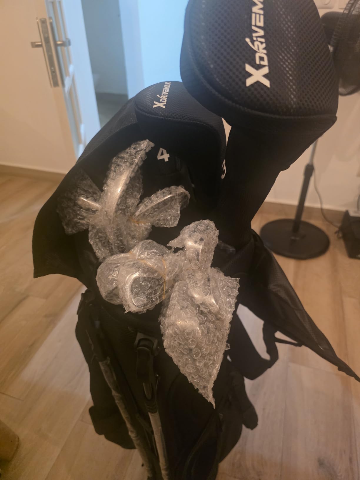 XDriveMax Men's & Women's Complete Golf Clubs Set (11-Piece Package), Lightweight Graphite/Steel Shafts, 460cc Driver, 3 Wood, Hybrid, 5-9 Iron+PW+SW, Blade Putter, Deluxe Stand Bag (Right/Left Hand) customer photo 1