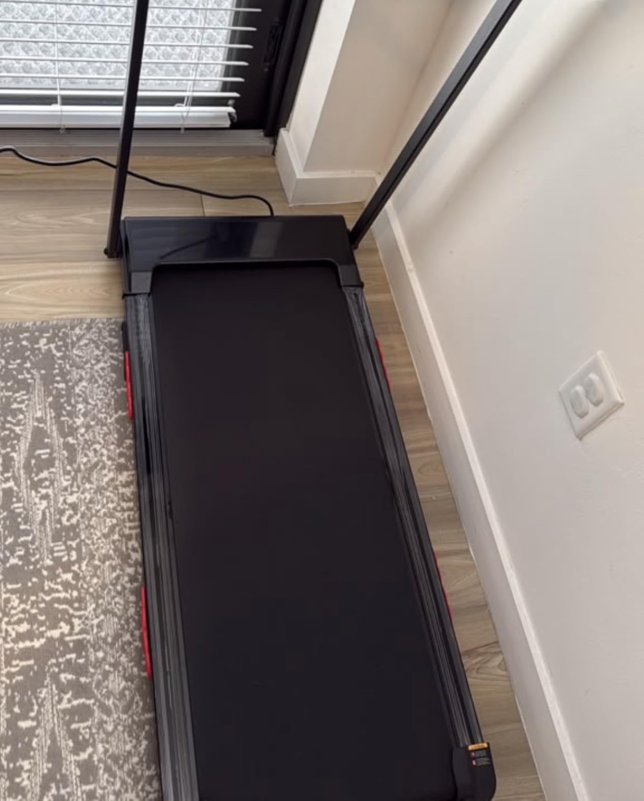 KASSADIN Electric Walking Pad Treadmill with Handle Bar Incline for Home, Portable Walking Pad Treadmill with Handles for Home Small, 3.0HP Mini Under Desk Treadmill for Exercising, 0.6-7.6MPH, 350LB customer photo 2