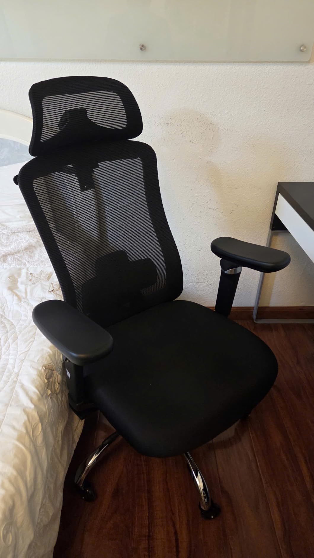 HUANUO Ergonomic Office Chair with 6D Armrest and Lumbar Support | Seat depth adjustment, quiet rubber caster, 3D headrest, high back mesh, big and tall design, 4-position recline customer photo 1