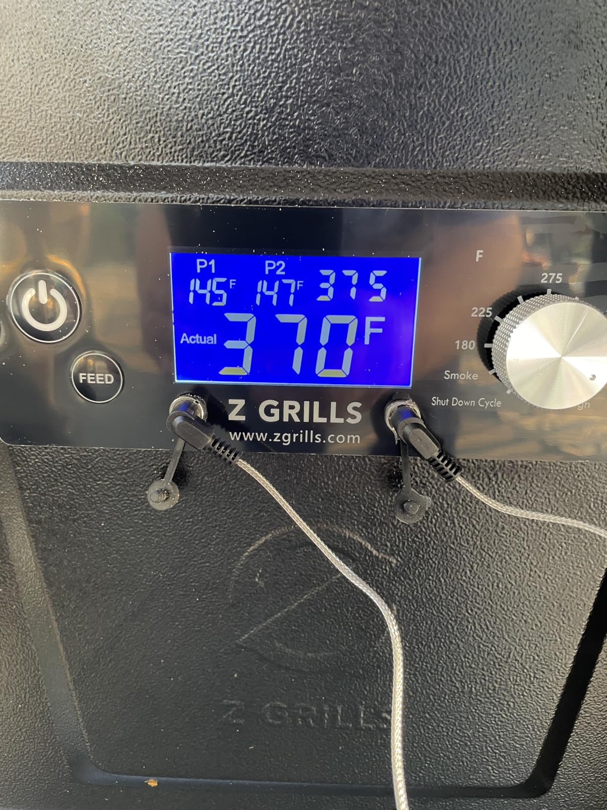 Z GRILLS 2026 Electric Pellet Smoker & Grill, 700 sq. in Cooking Space, PID 3.0 Precision Control, Dual Meat Probes, 28-Hour Hopper, Dual-Wall Insulated Base, 8-in-1 BBQ with Cover customer photo 1