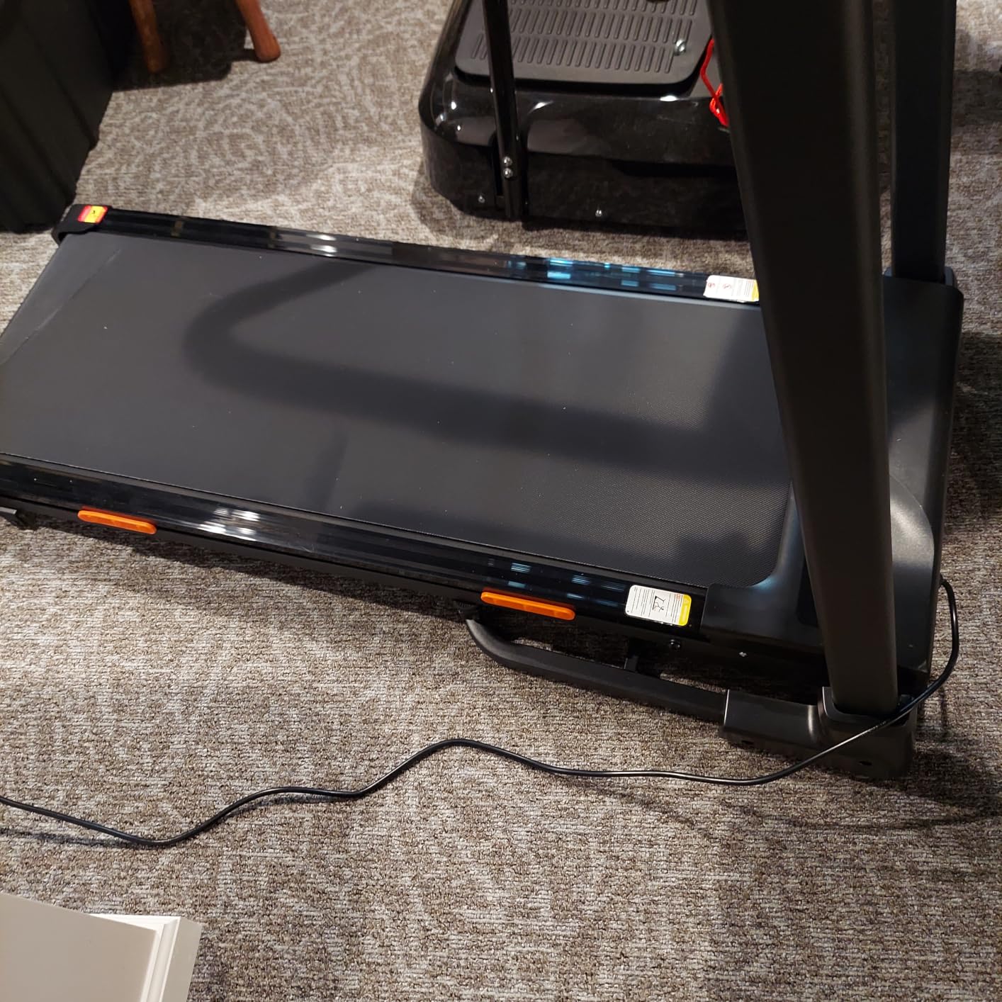 UMAY Fitness Treadmill with 0%/20% Auto/Manual Incline, Treadmills for Home Folding with Pulse Sensors, 300/350/400LBS Capacity, Max 4.0HP Quiet Brushless & 8/8.7/9.5MPH customer photo 2