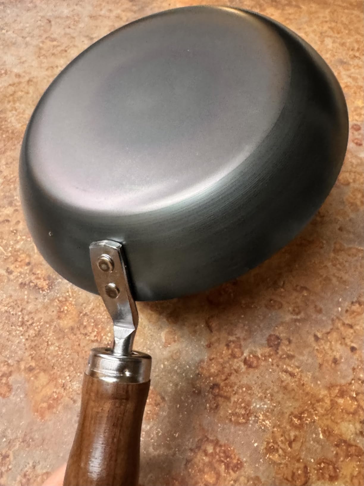 Crafted in Japan. Trusted by Chefs. Japanese Carbon Steel Frying Pan - Precision-Formed, Pre-Seasoned & Lightweight, Chef-Designed for High-Heat Control (11.0 inches) customer photo 1