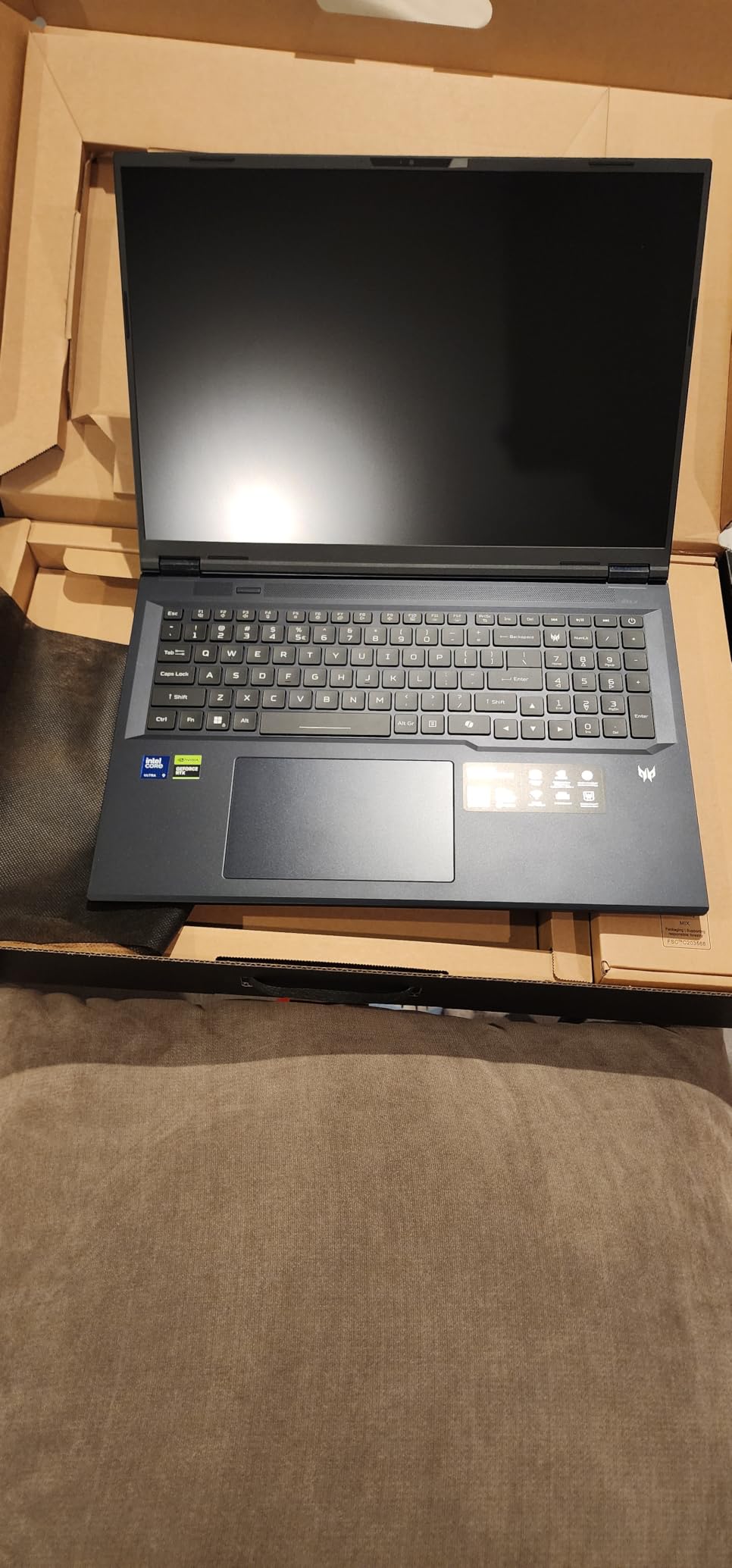 Predator Helios Neo 18 AI Gaming Laptop | Intel Core Ultra 9 Processor 275HX | NVIDIA GeForce RTX 5070 Ti | 18