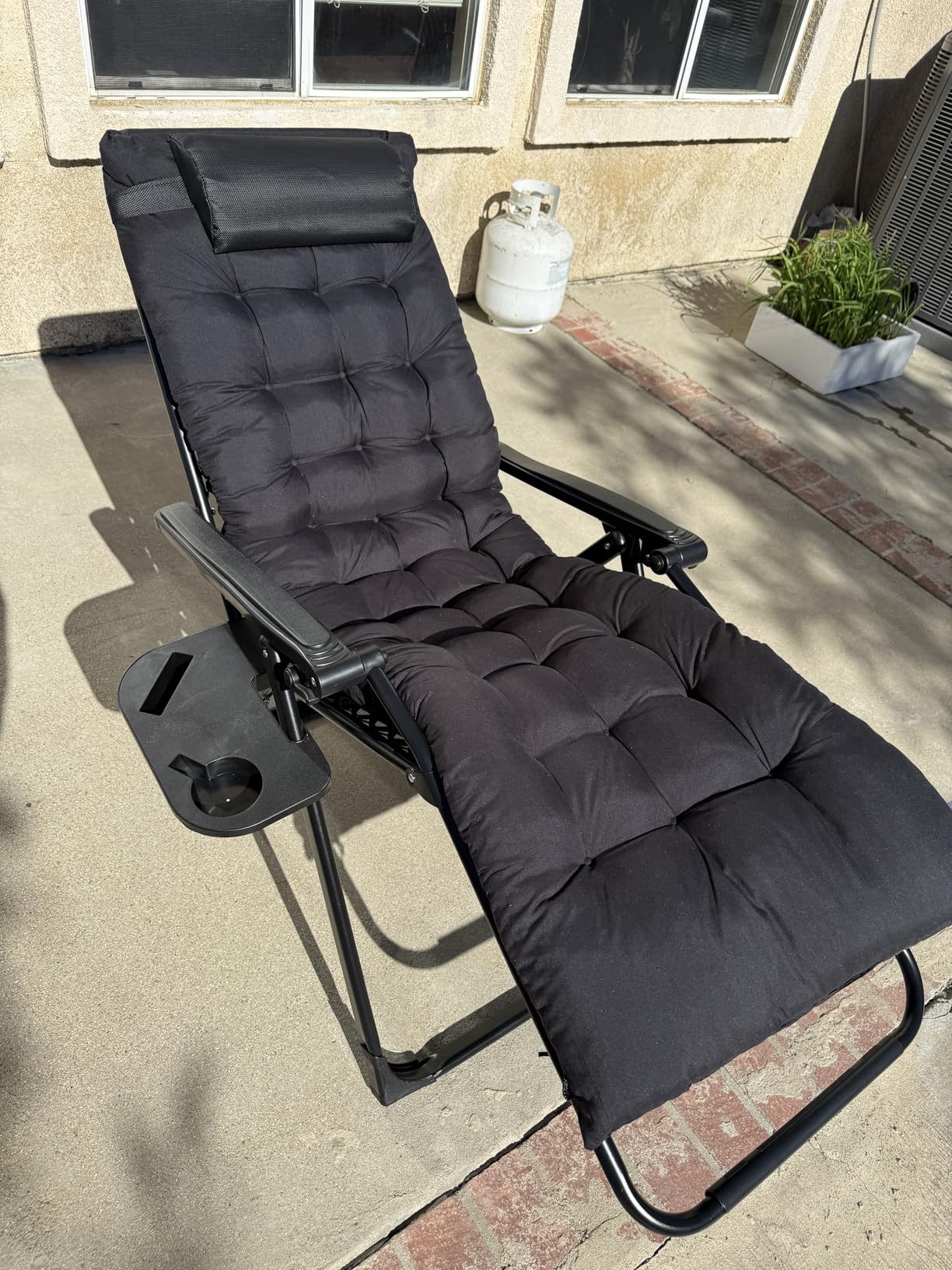 NEWBULIG Zero Gravity Chair, Folding Patio Recliner with Removable Cushion & Cup Holder Trays, Portable Lounge Chair for Beach & Camping, Classic Black customer photo 2