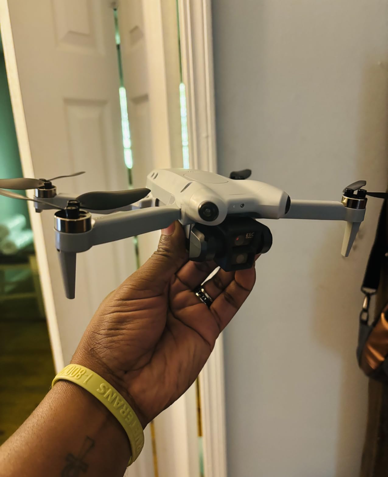 PRO Drone with Camera for Adults 4K, Brushless Motors Drone for Kids Beginners, 40mins Flight Time with 2 Batteries, FPV Foldable RC Quadcopter, Toys Gifts for Teen Boys Girls, Beginner (Grey) customer photo 2