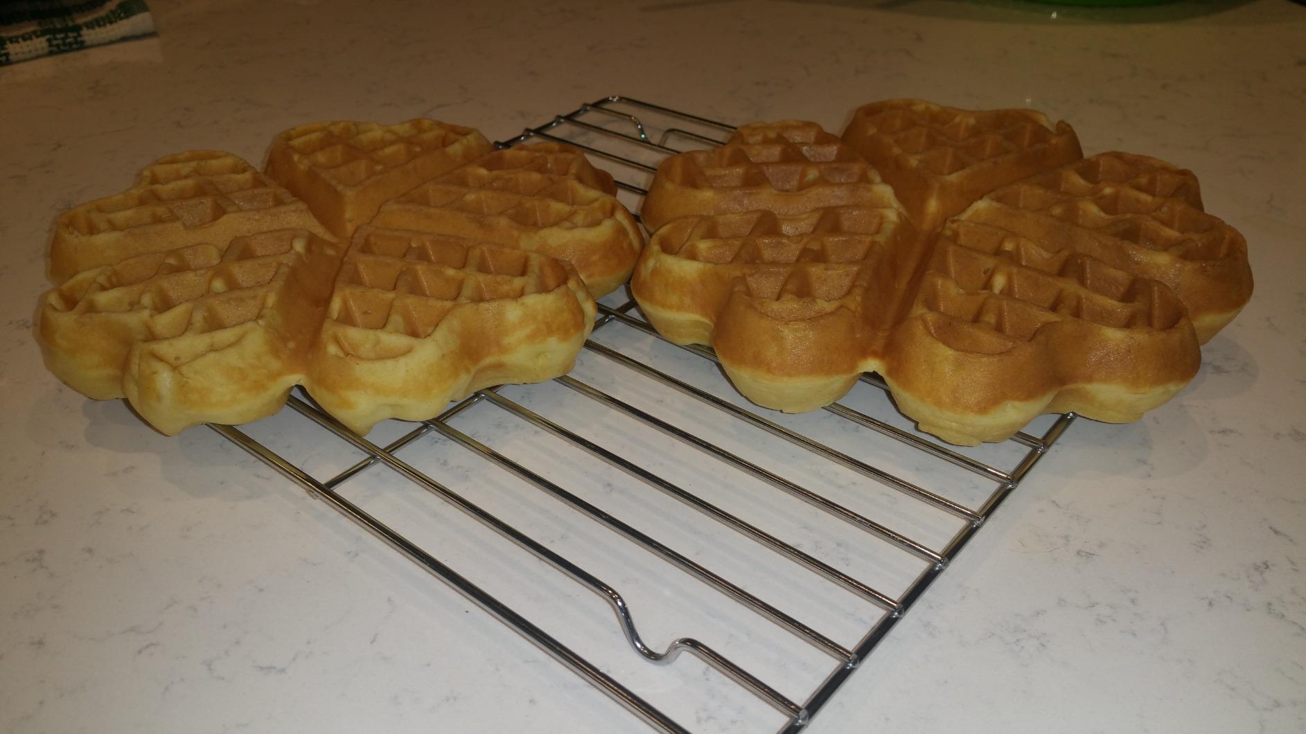 NordicWare 15040 Cast Aluminum Stovetop Belgium Waffle Iron customer photo 1