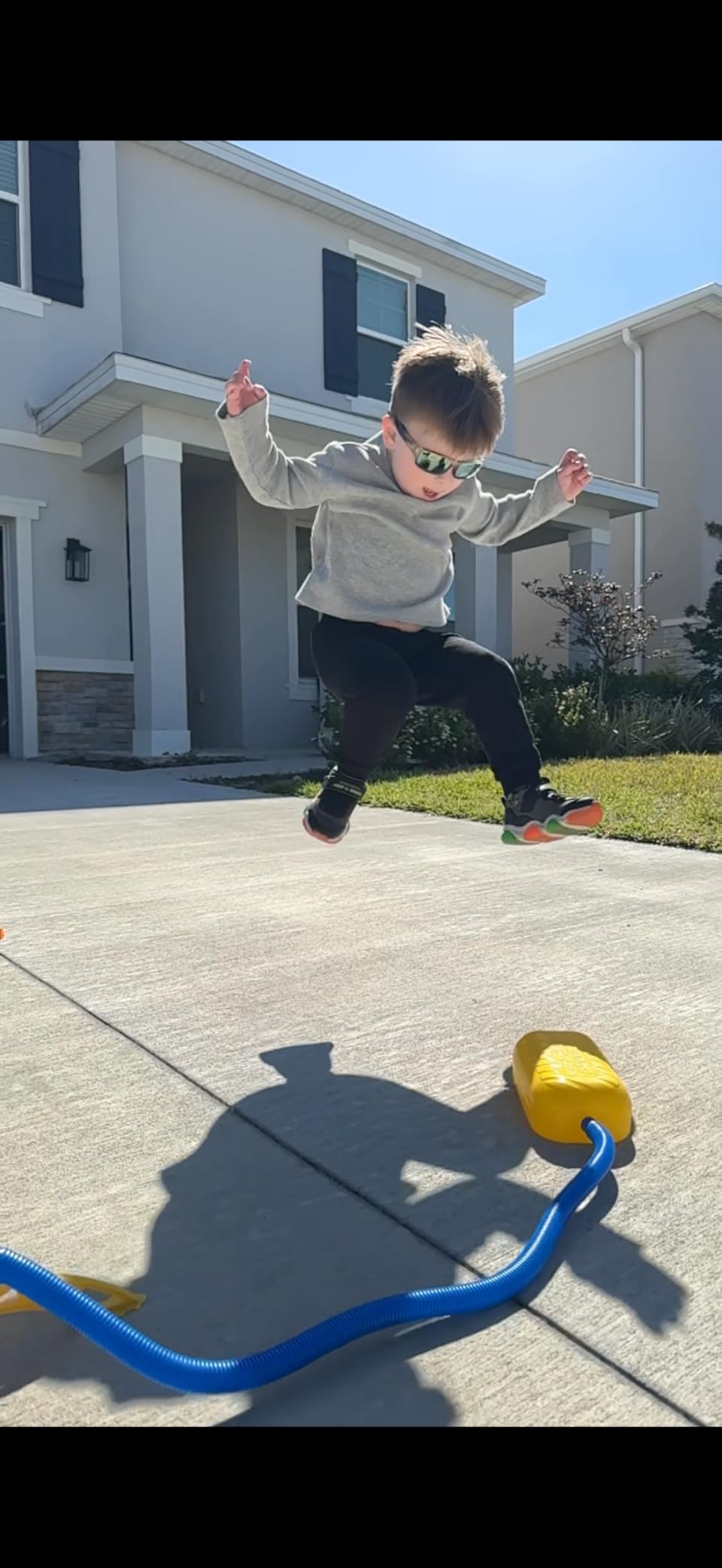 Stomp Rocket Ultra, High-Flying Rocket Launcher for Kids, 4 Rockets customer photo 1