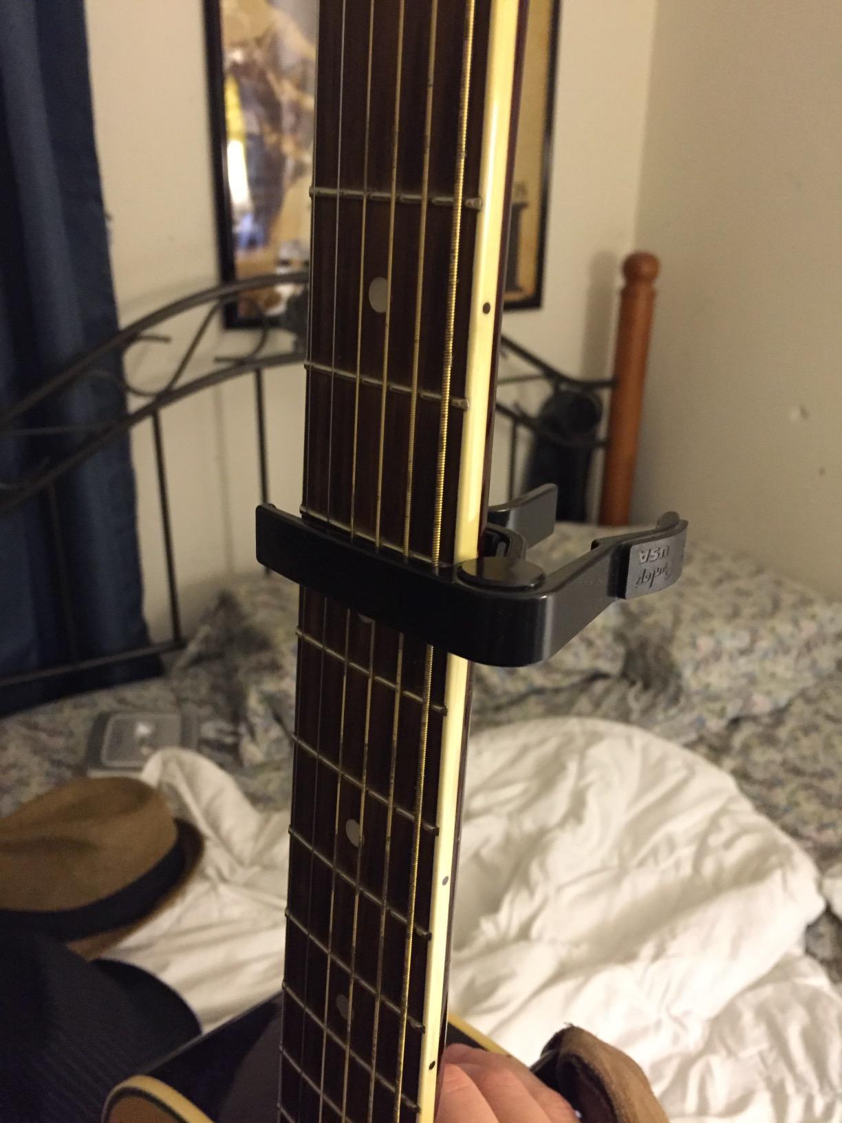 Jim Dunlop Trigger® Capo Acoustic Curved - Black customer photo 1