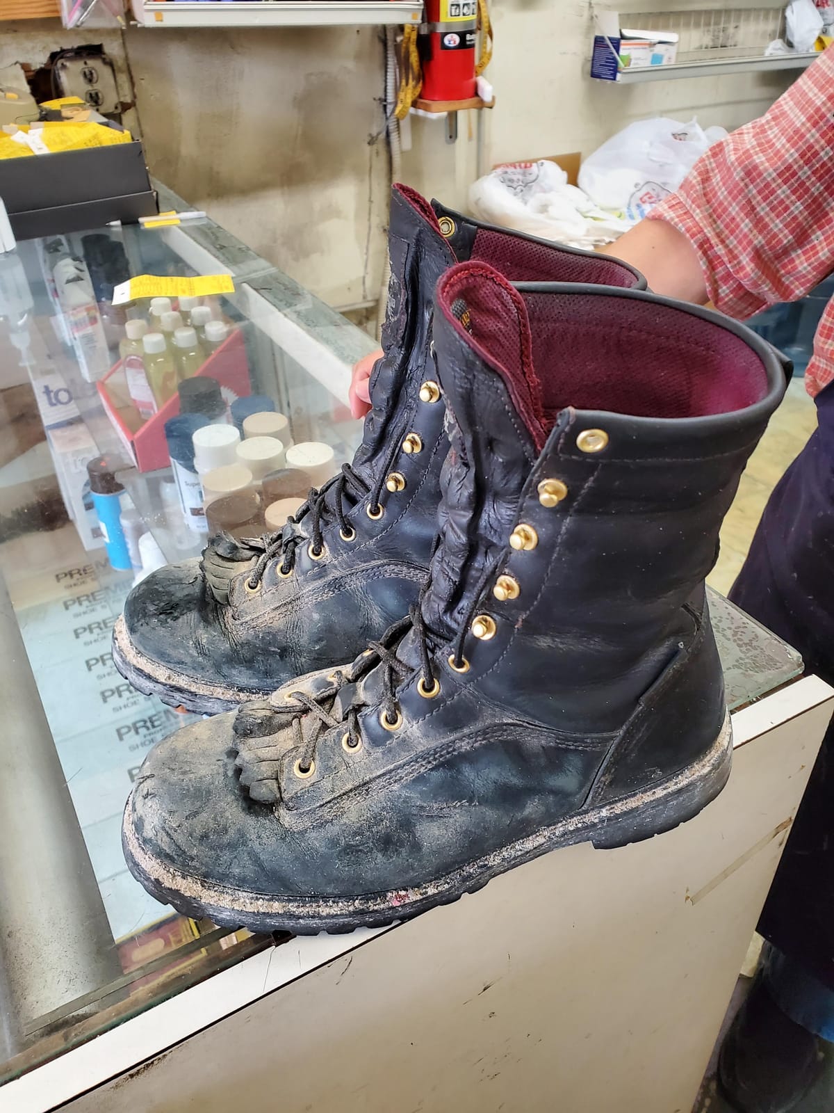 Georgia Boot Men's Low Heel Logger GORE-TEX Waterproof Insulated Work Boots customer photo 1