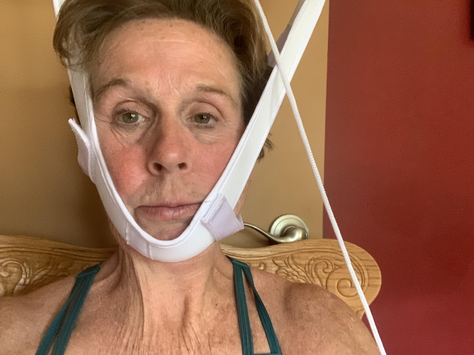 OTC Cervical Traction Kit, Neck Pain Relief, Vertebrae Disk Herniation, Complete Over Door Setup customer photo 2