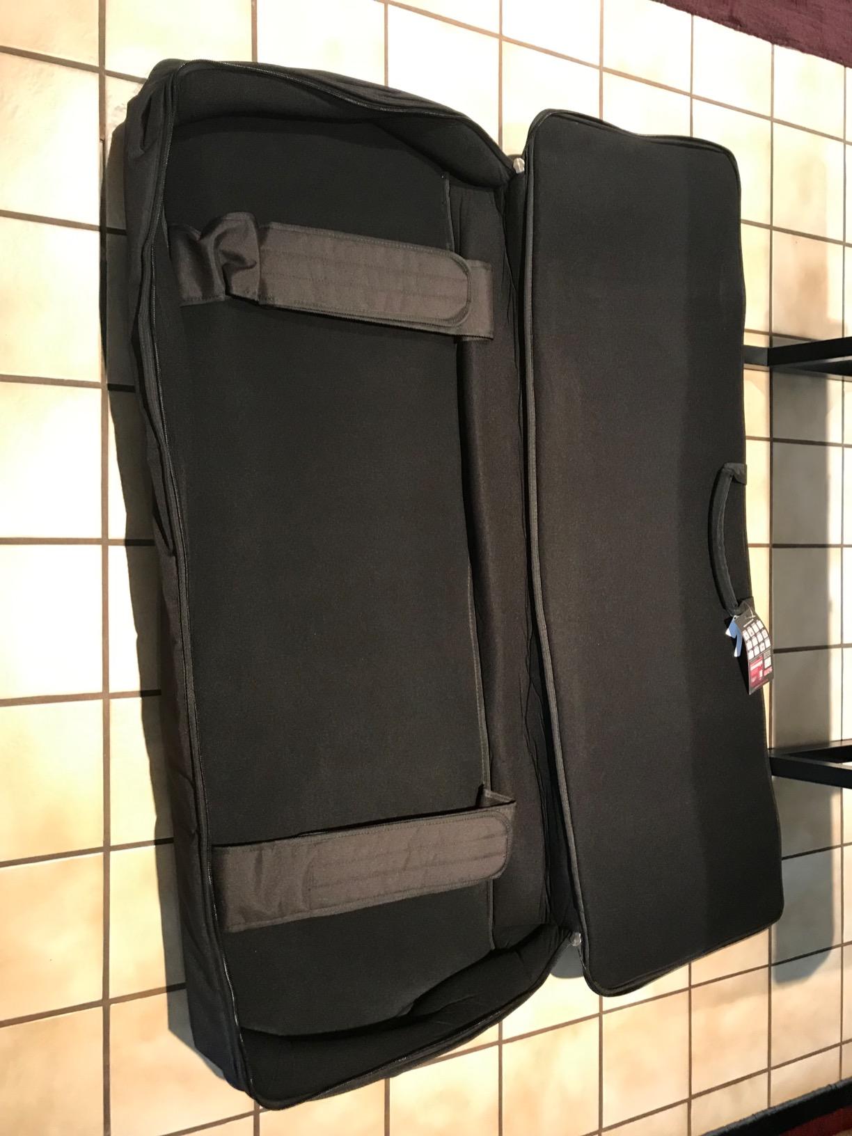 Gator Cases GKB Series 88-Note Padded Keyboard Gig Bag, (GKB-88) customer photo 2