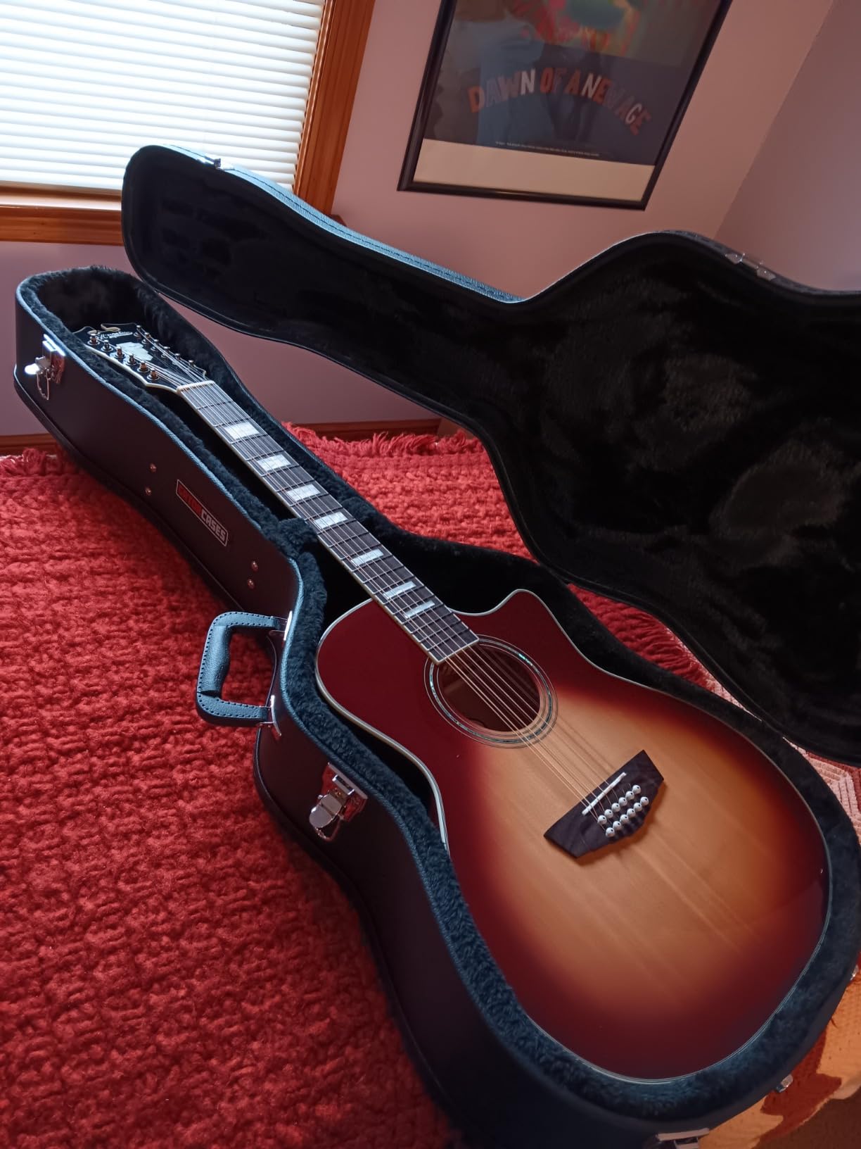 Gator Cases Traditonal Series Hard-Shell Wood Case for 6 or 12-String Dreadnought Style Acoustic Guitars, (GWE-DREAD 12) customer photo 2