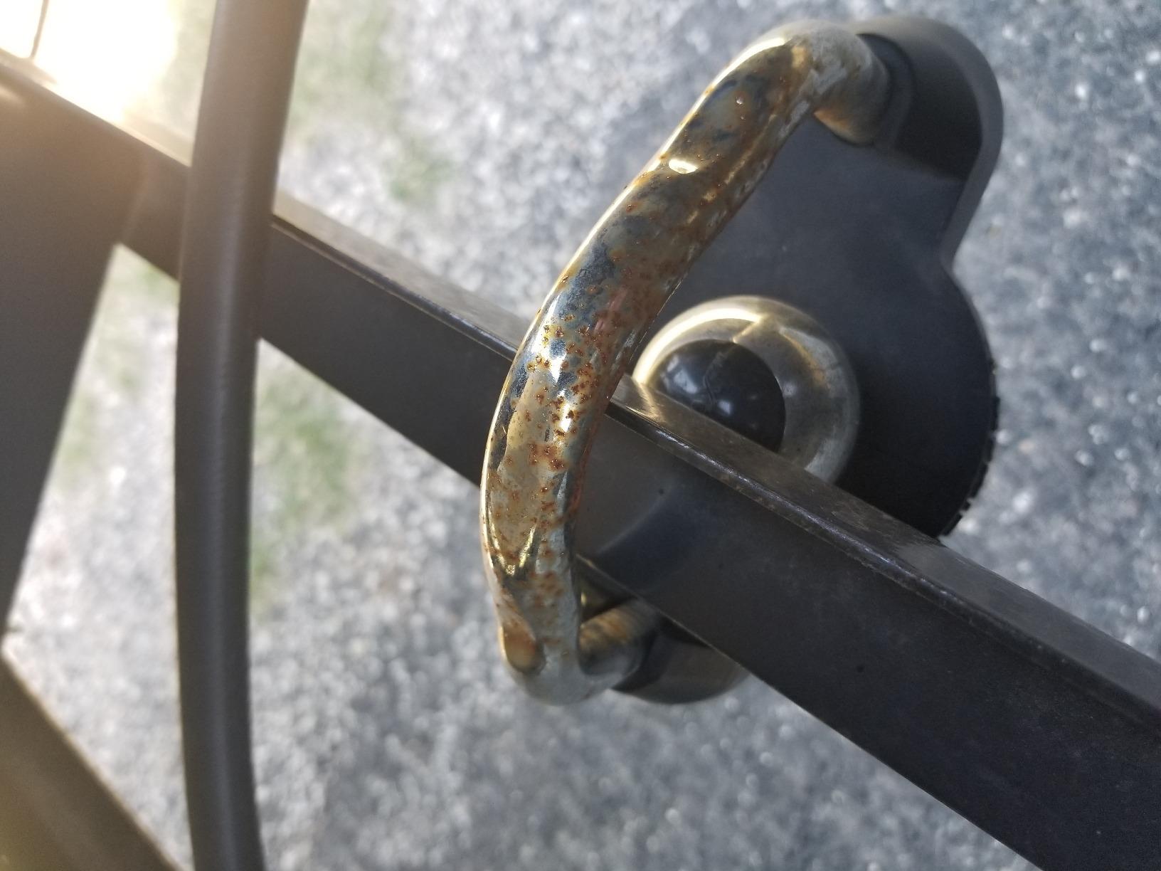 TRIMAX UMAX100 Trailer Hitch Lock, 1-7/8
