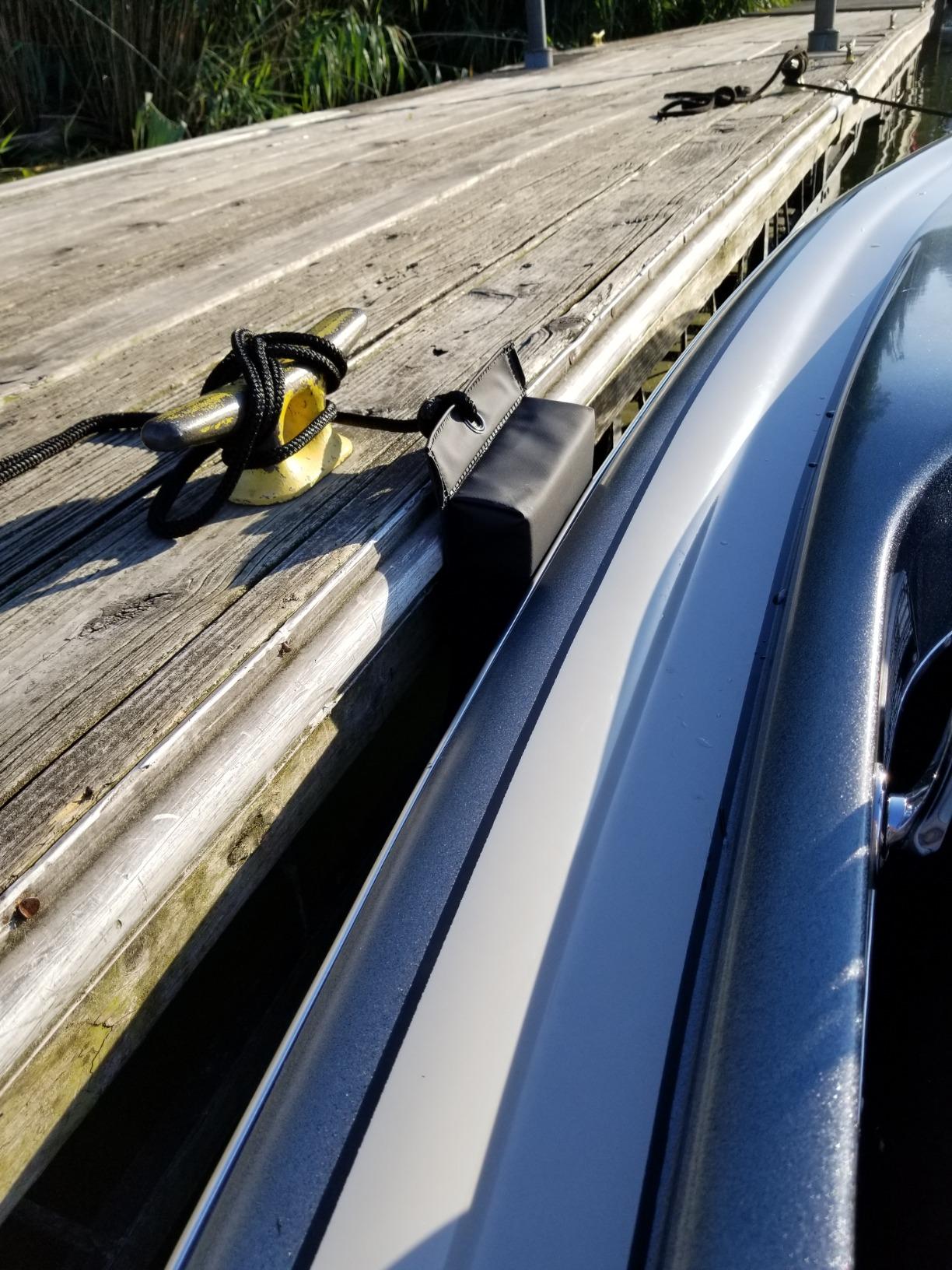 HULL HUGR Contour Fender, Multiple Sizes, Docking Boat Bumper customer photo 1