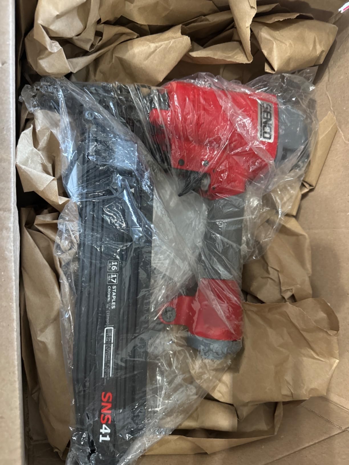 SENCO SNS41 Pneumatic Construction Stapler, 16 Gauge, 2