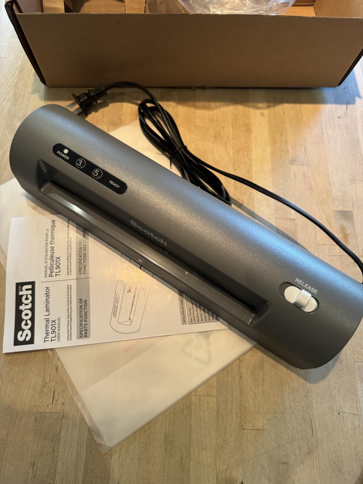 Scotch Thermal Laminator, 2 Roller System for a Professional Finish, Use for Home, Office or School, Suitable for use with Photos (TL901X) customer photo 2