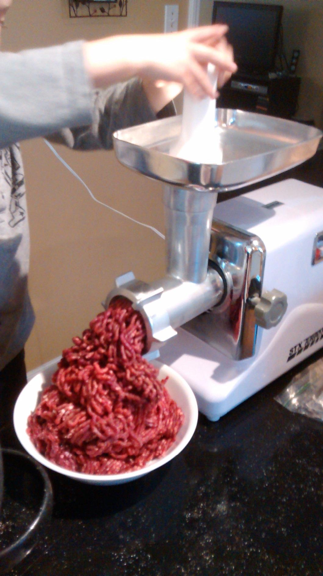STX International Turboforce 3000 Series 5-in-1 Electric Meat Grinder | 3000W Max | 3-Speed | Size #12 | 5 Grinding Plates | 3 Stainless Steel Blades | Sausage Stuffer | Kubbe Maker & More Included customer photo 1