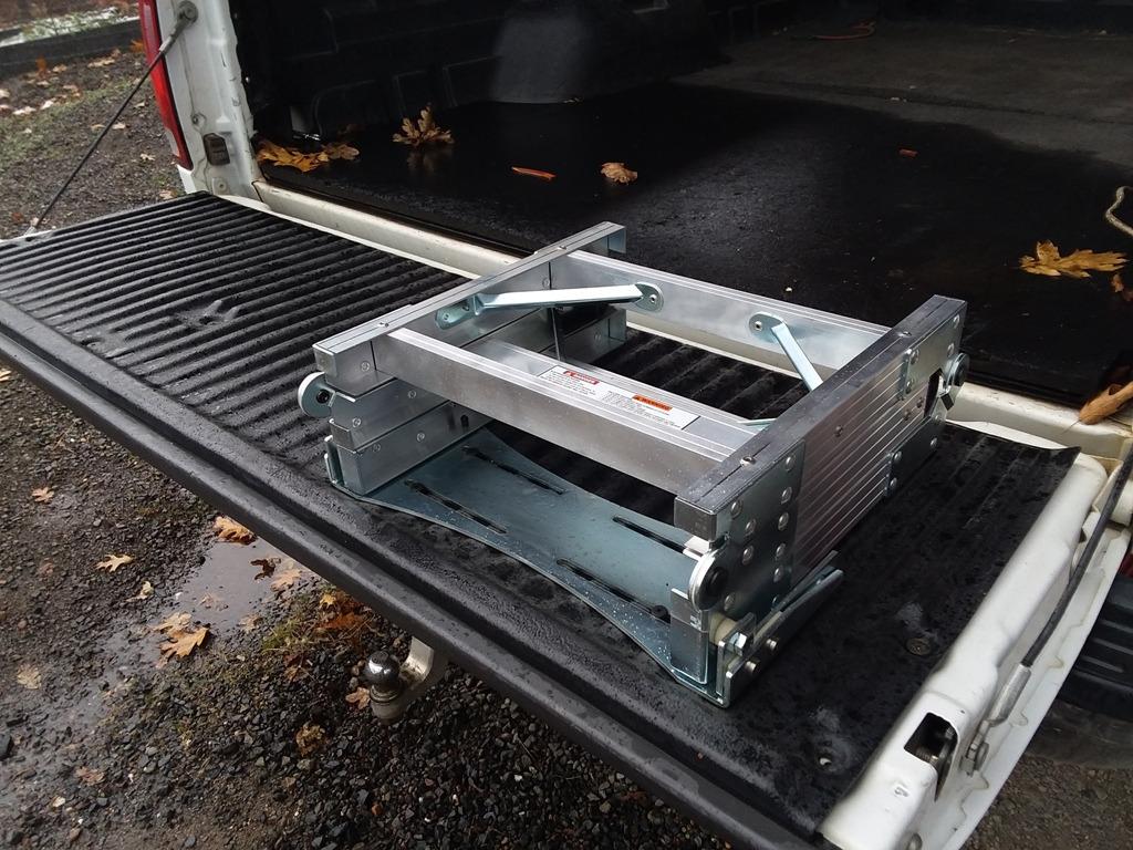 Westin 10-3000 Truck-Pal Tailgate Ladder Silver customer photo 2