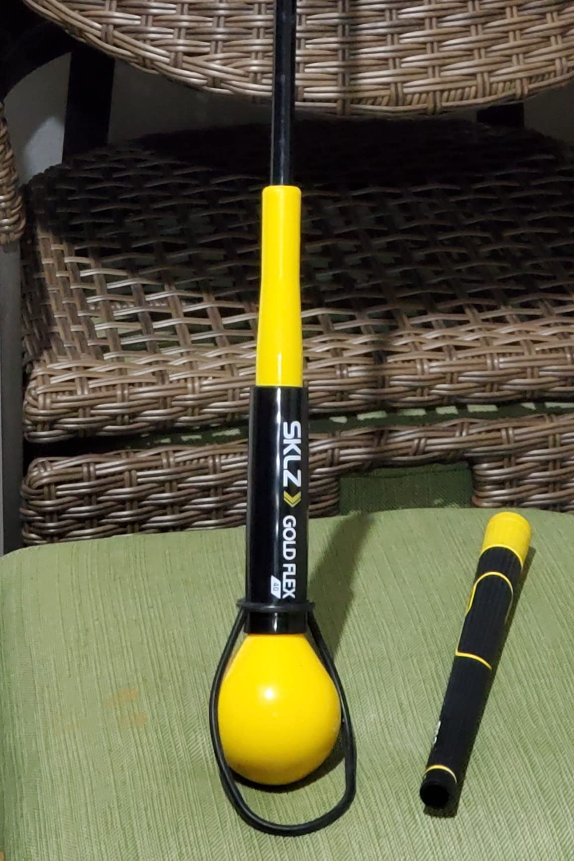 SKLZ Golf Swing Trainer and Warm Up Tool- Essential Golf Accessories for Golfers, Increase Swing Speed, Distance, Balance and Grip Strength customer photo 2