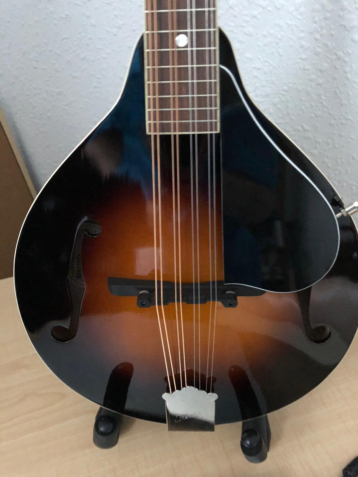 Kentucky KM-150 Standard A-Model Mandolin – Vintage Sunburst – Solid German Spruce Top & Alpine Maple Body customer photo 1