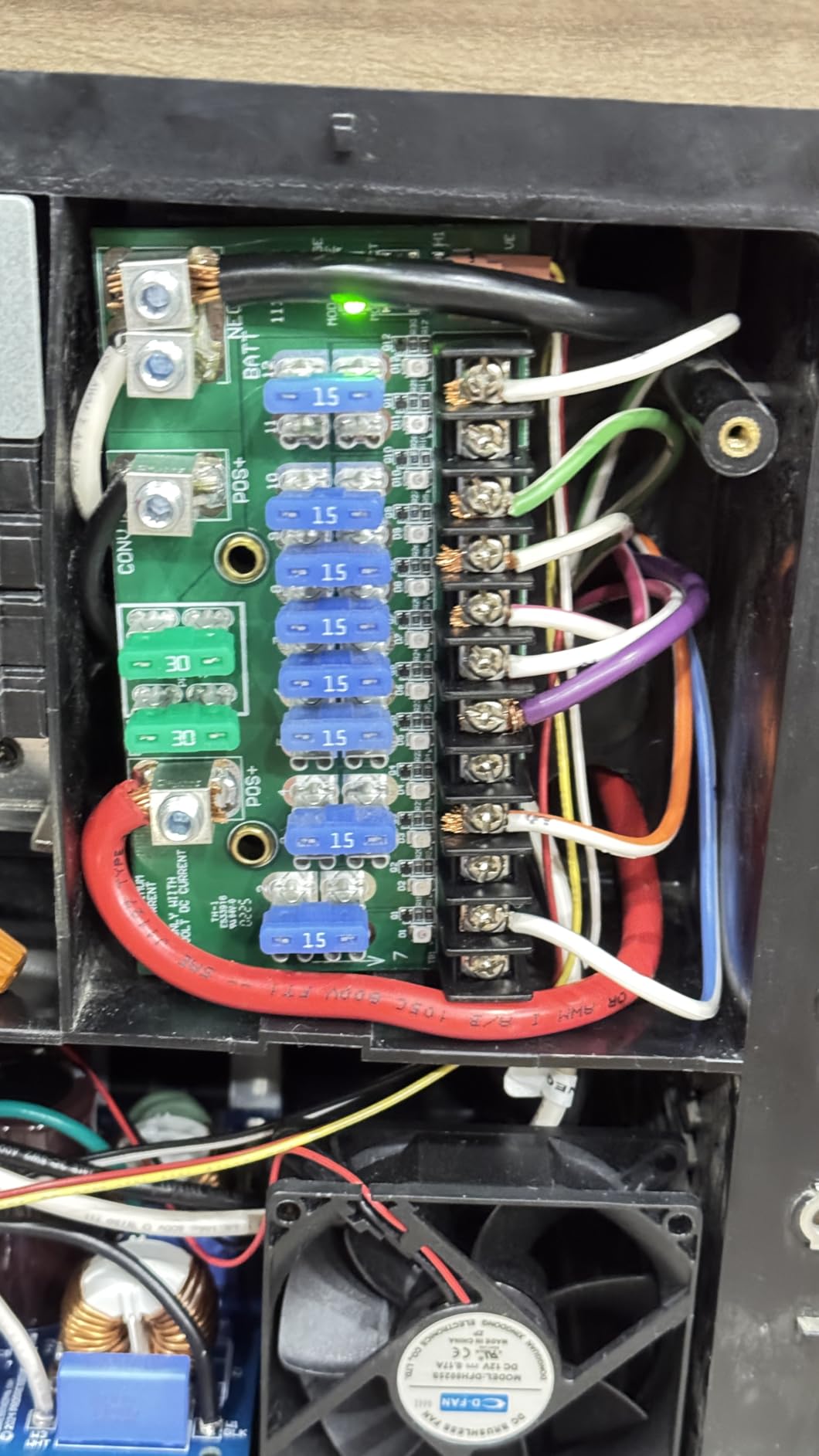 Progressive Dynamics PD4655V Inteli-Power 4600 Series Converter/Charger with Charge Wizard - 55 Amp customer photo 1