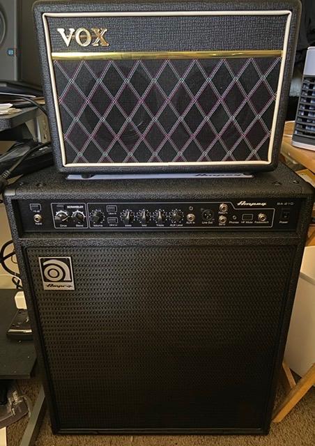 Vox Pathfinder Bass 10 2x5 inch 10 Watt Bass Guitar Amplifier | W/Headphone Jack customer photo 1