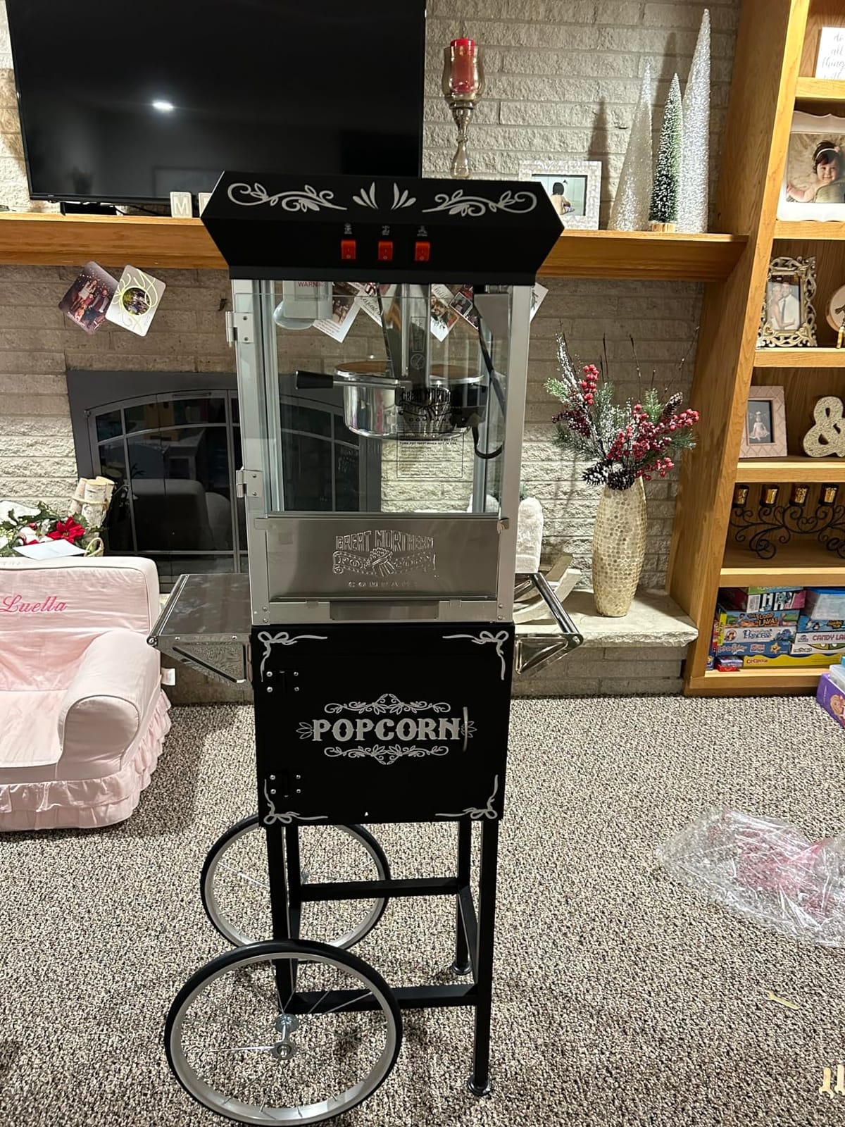 Great Northern Popcorn Foundation 8oz Popcorn Machine Cart on Wheels, Black customer photo 1