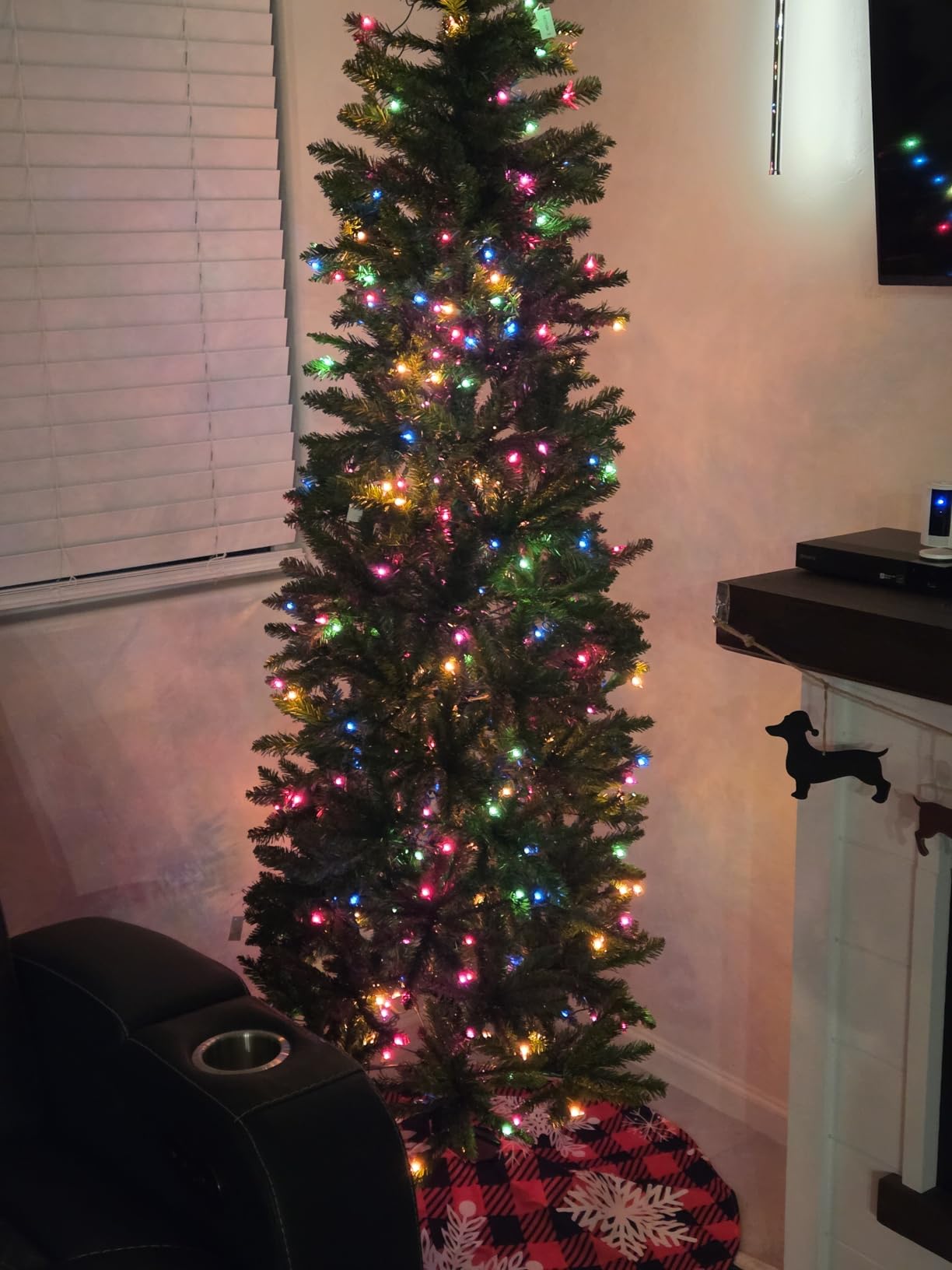 National Tree Company 6.5ft Pre-Lit Kingswood Fir Slim Christmas Tree customer photo 2