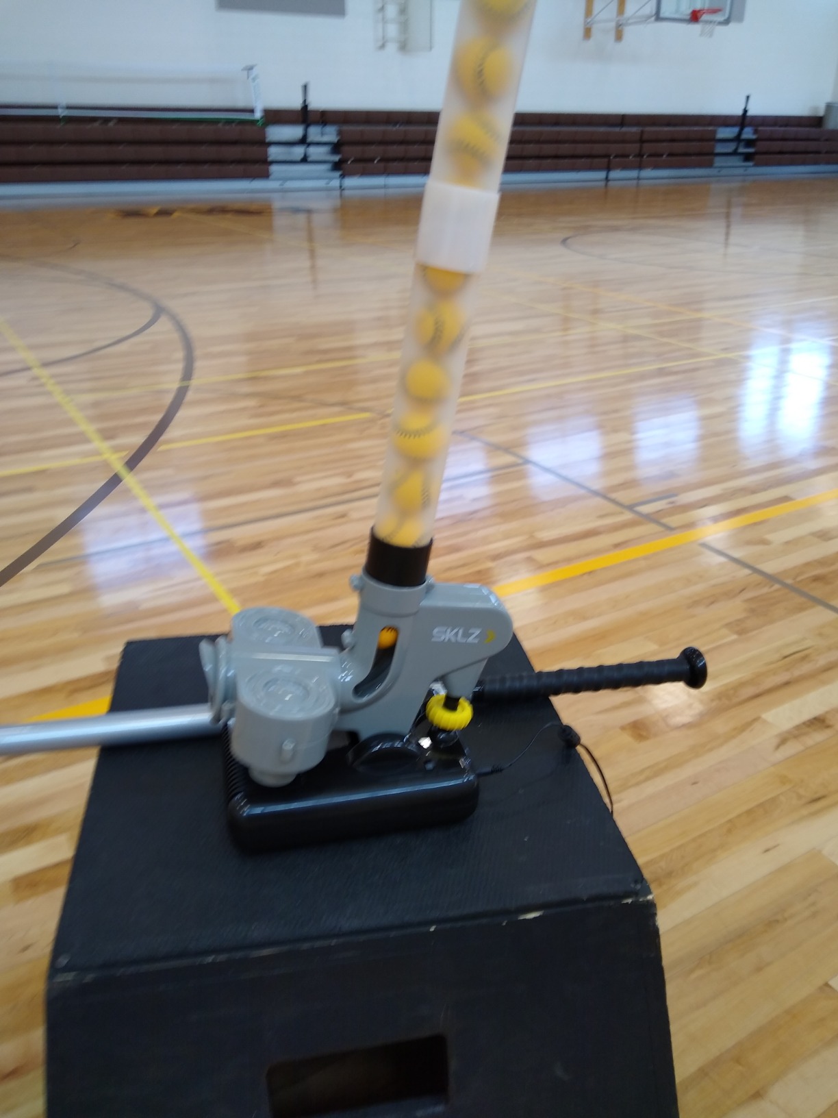 SKLZ Pitching Machine | Improve Your Swing | Ideal for Baseball & Softball Drills | Develops Hitting Power and Fielding Skills | Portable & Easy to Use customer photo 2