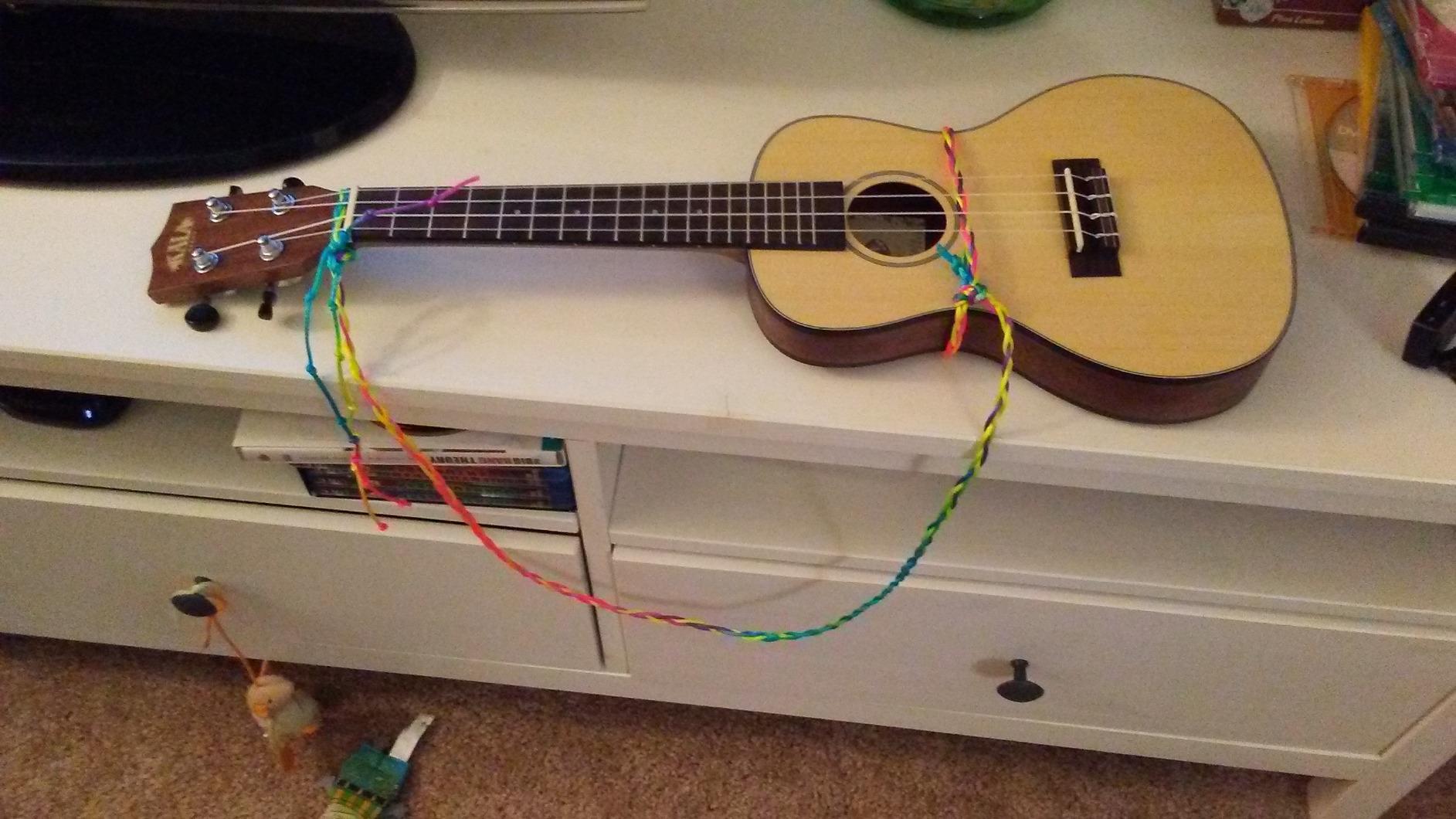 Kala KA-SSTU-C Solid Spruce Concert Travel Ukulele customer photo 2