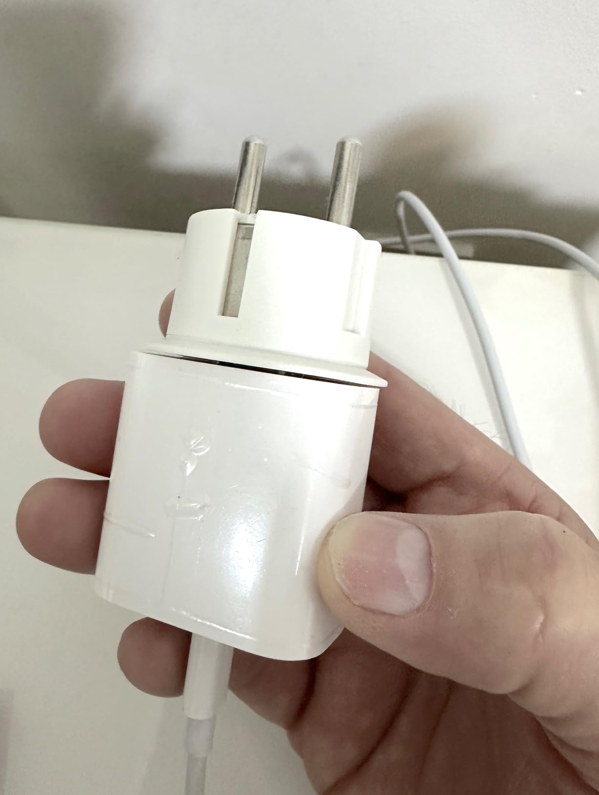 OREI USA to Europe Plug Adapter, Type E/F Schuko, Germany, France - 6 Pack customer photo 1