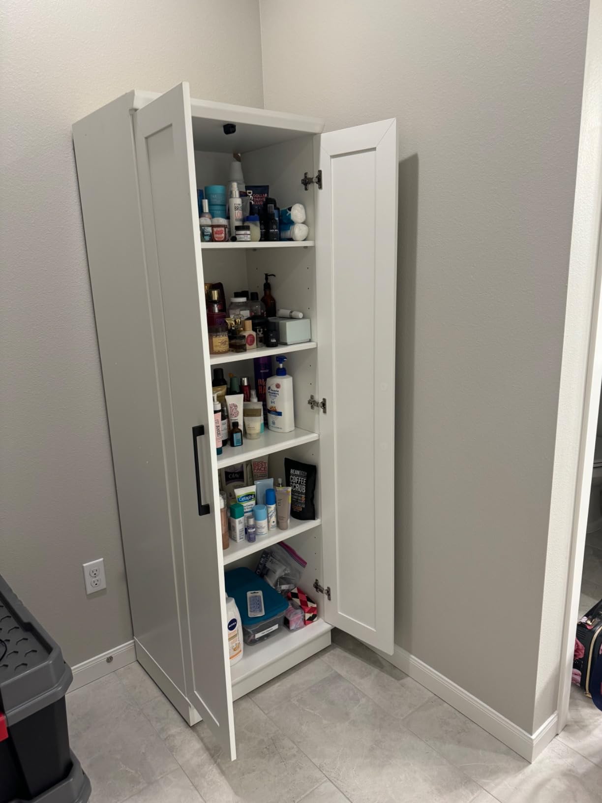 Sauder HomePlus Storage Cabinet/ Pantry cabinets, Dakota Oak finish customer photo 1