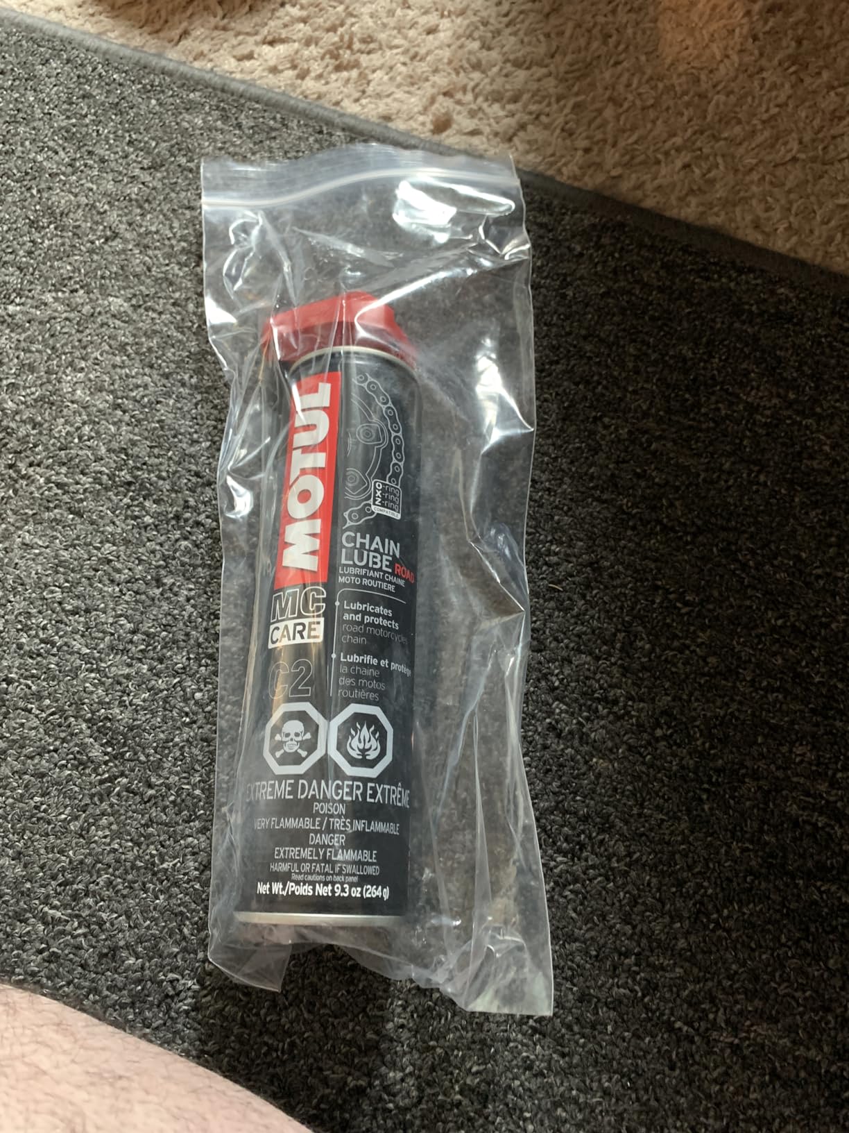 Motul C2 Chain Lube Road - Motorcycle Chain Lubricant Spray for Street & Sport Bikes, 9.3 oz Can (111819) customer photo 2
