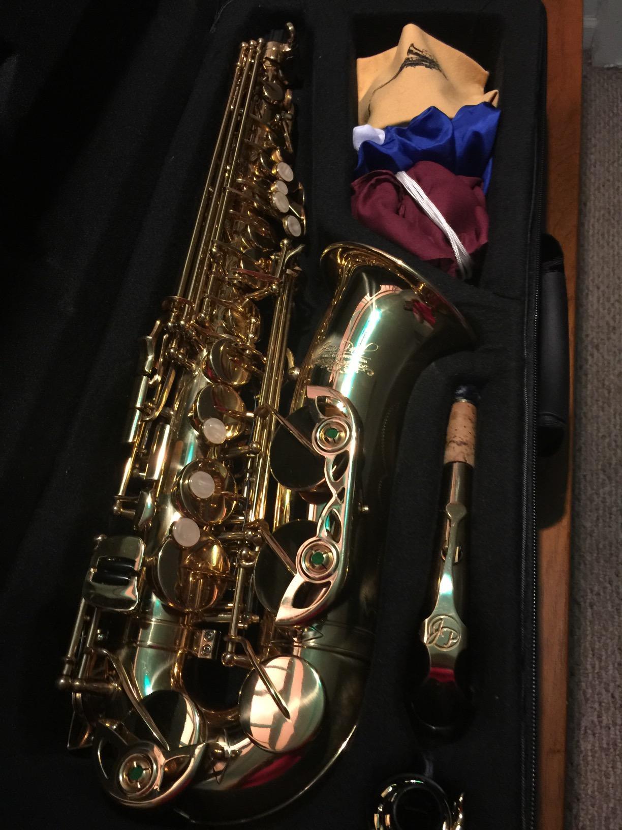 Jean Paul AS-400 Alto Saxophone - Golden Brass Lacquered customer photo 1